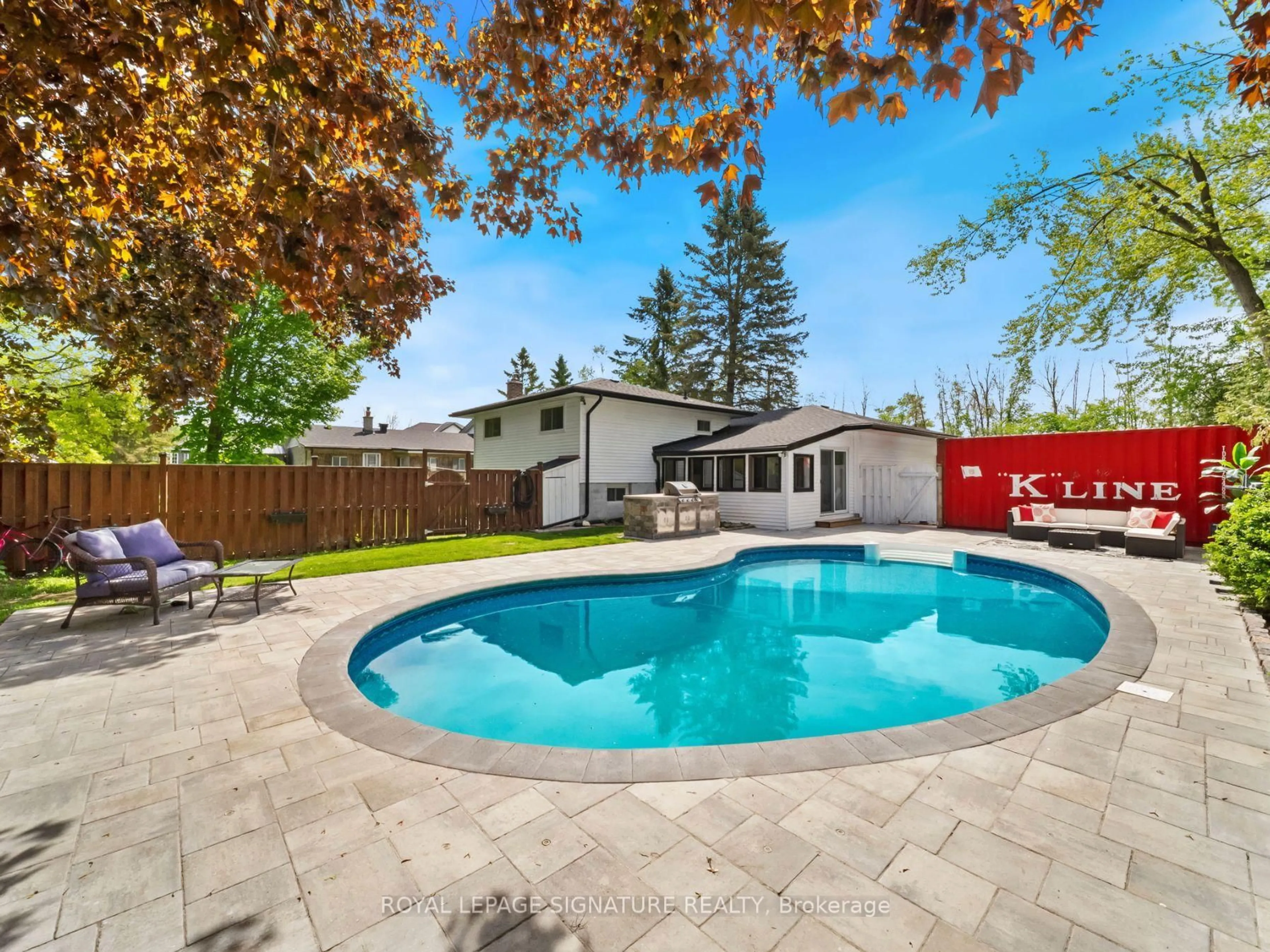 Pool for 12 Easy St, Georgina Ontario L0E 1N0