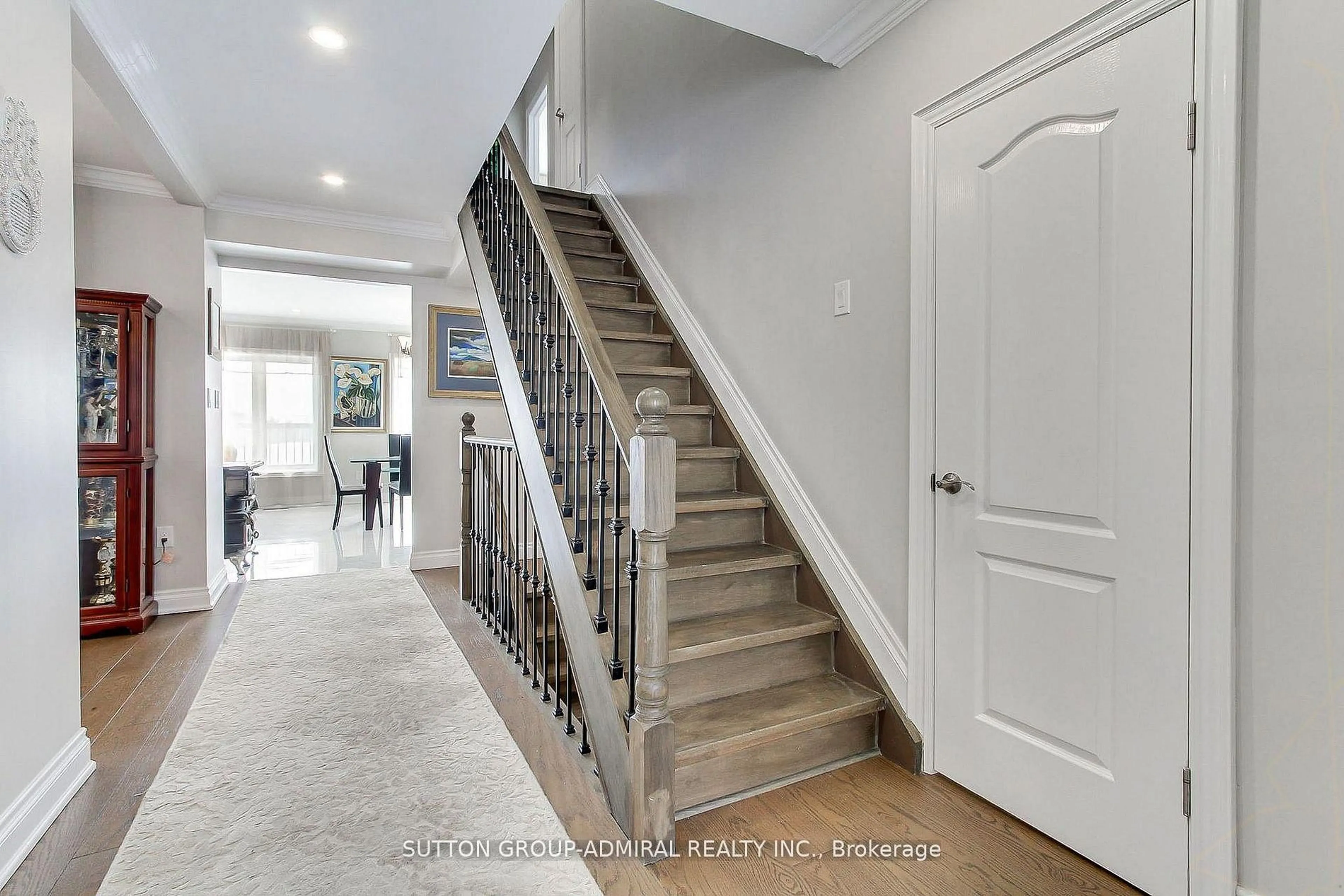 Stairs for 7205 19th Side Rd, King Ontario L0G 1T0