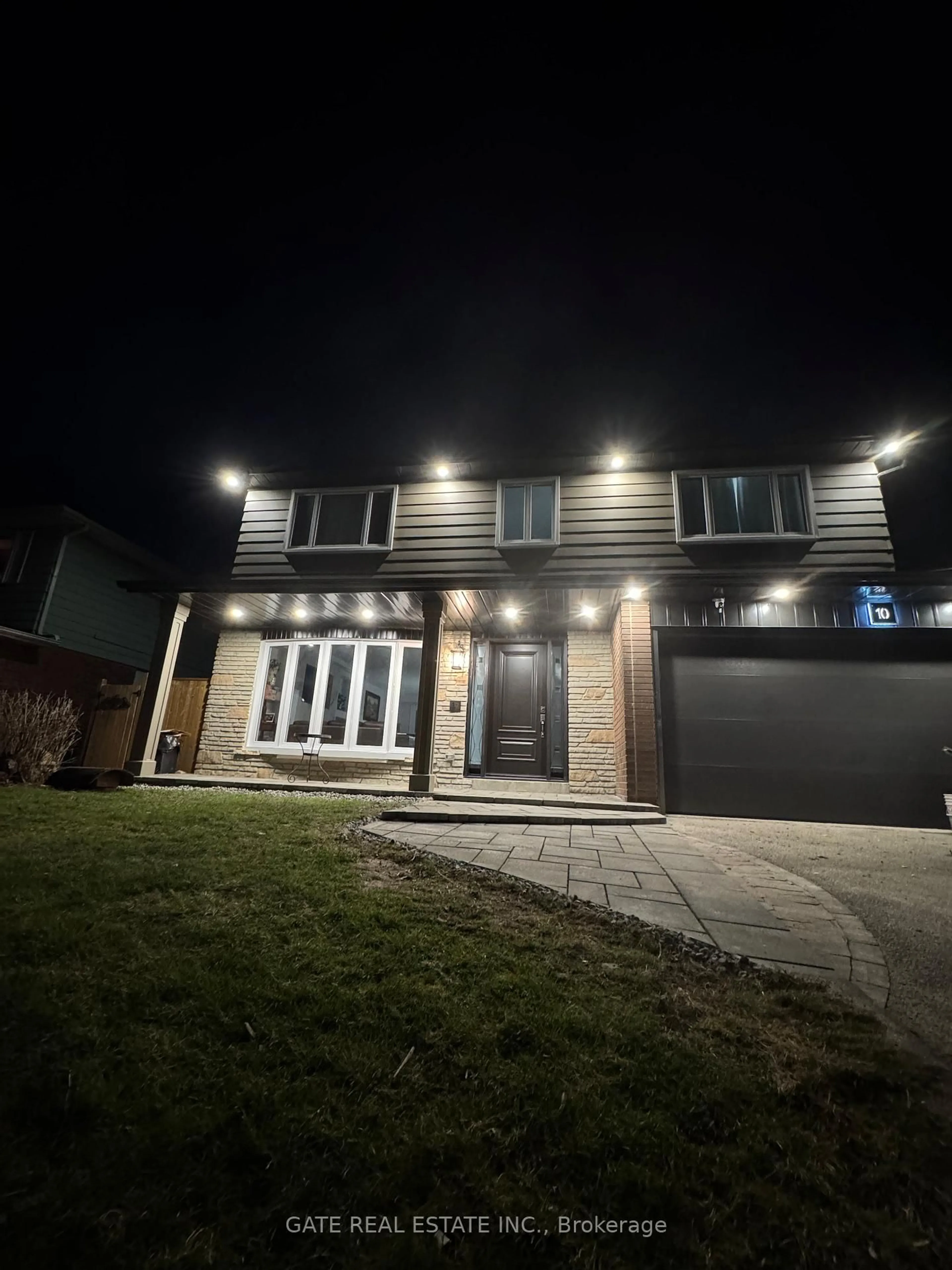 Home with brick exterior material, street for 10 Thorny Brae Dr, Markham Ontario L3T 3G4