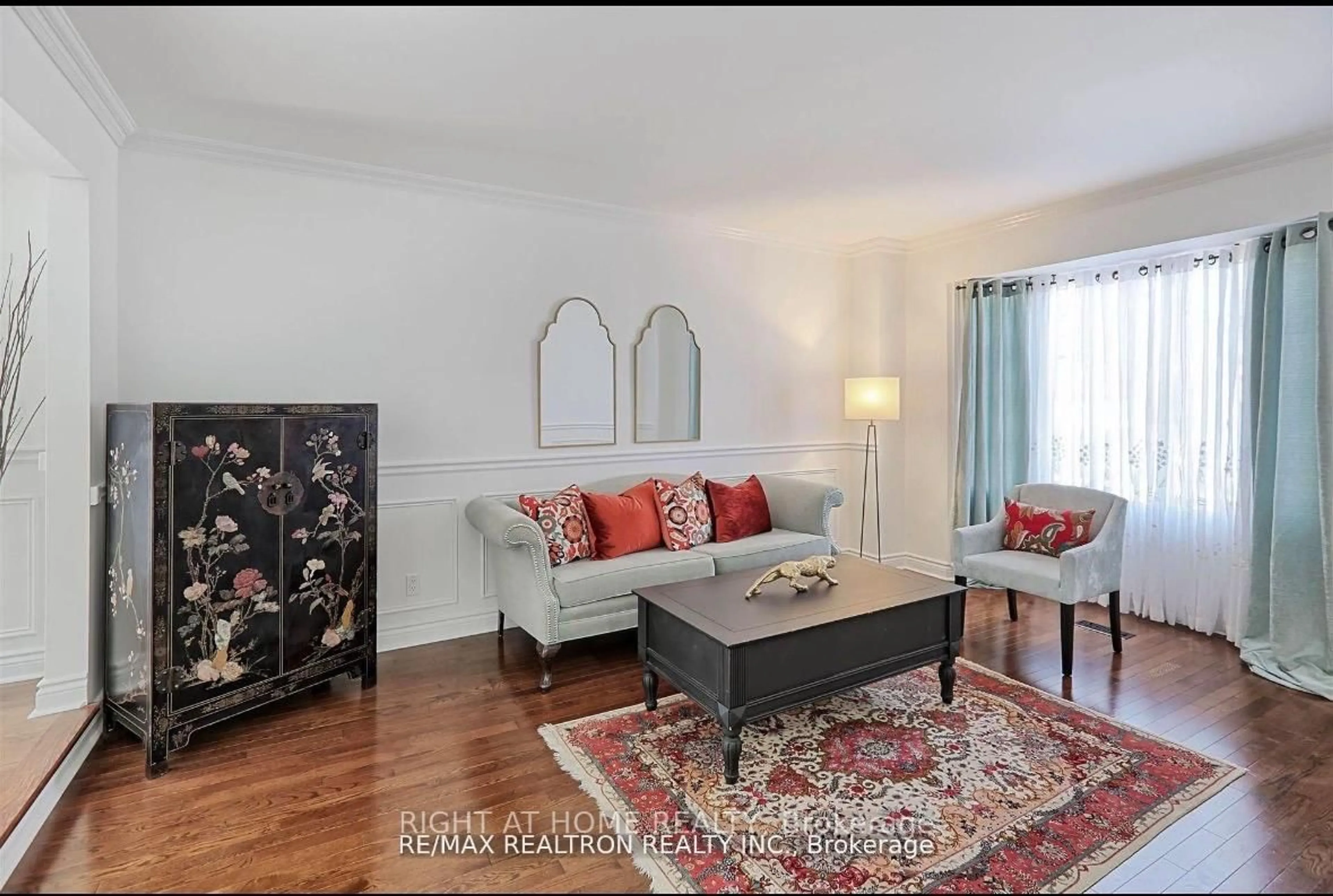 Living room with furniture, unknown for 236 Mccaffrey Rd, Newmarket Ontario L3X 1J3