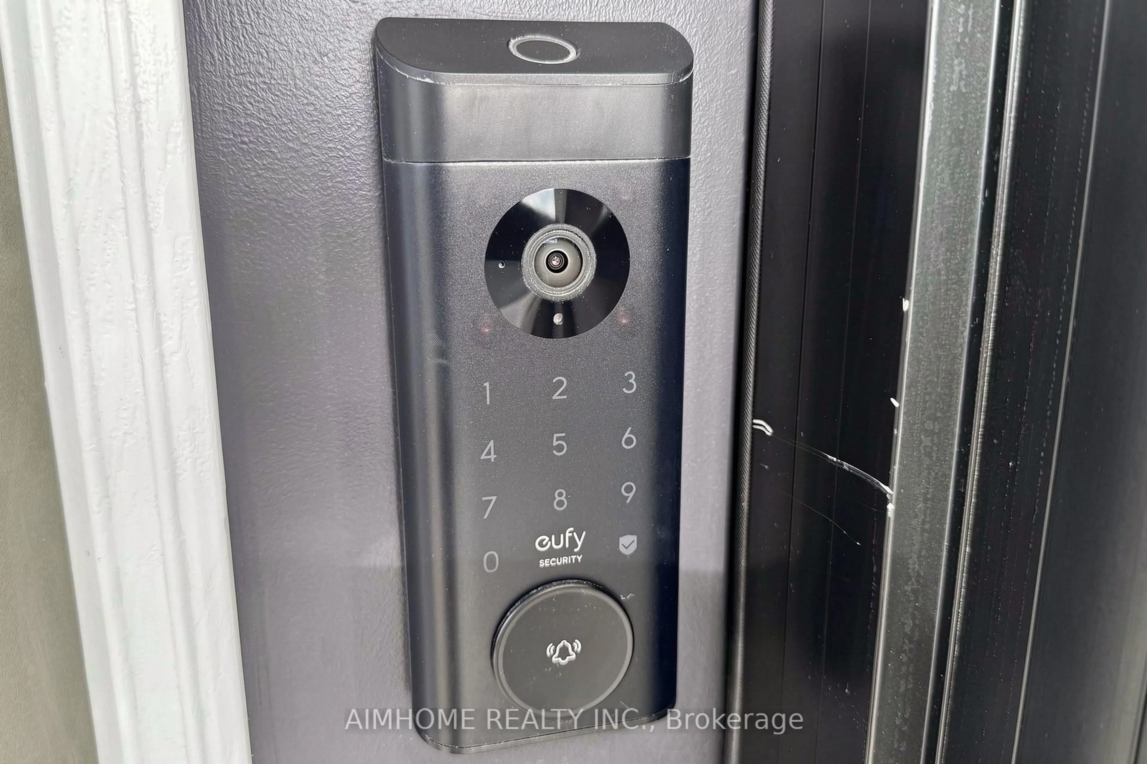 Home theater for 11407 Leslie St, Richmond Hill Ontario L4S 0N7