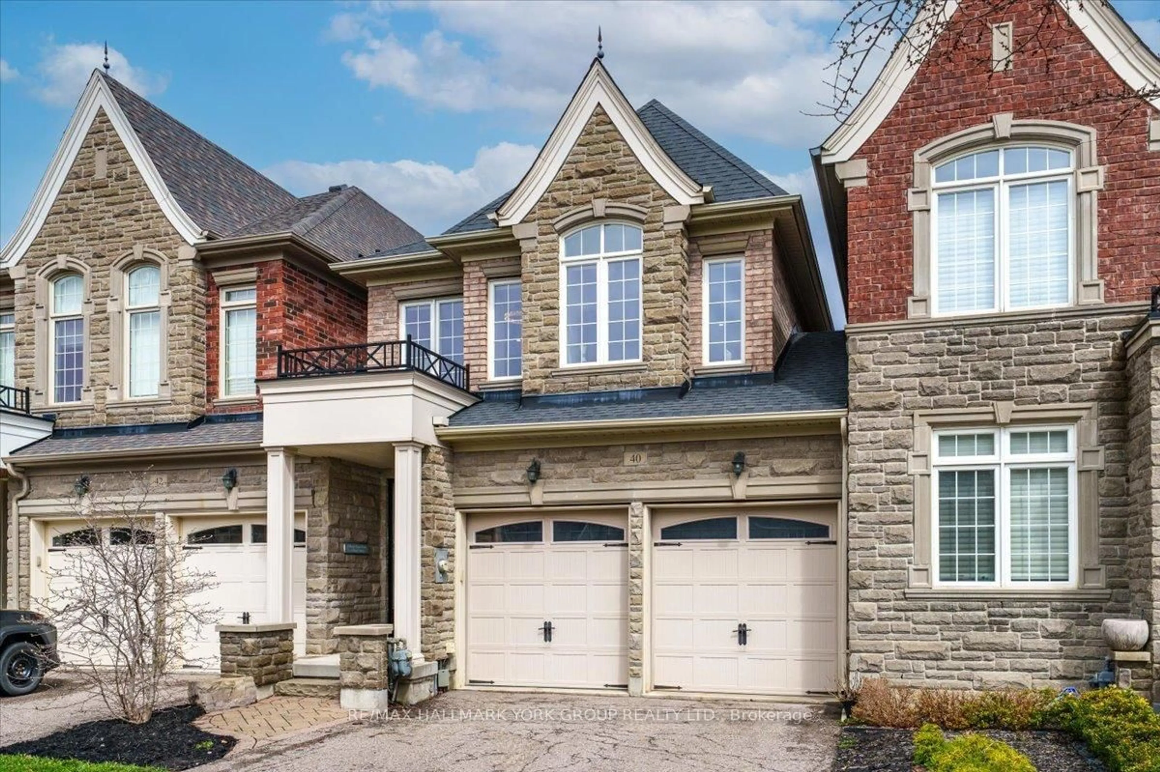 Home with brick exterior material, street for 40 Alex Campbell Cres, King Ontario L7B 0C2