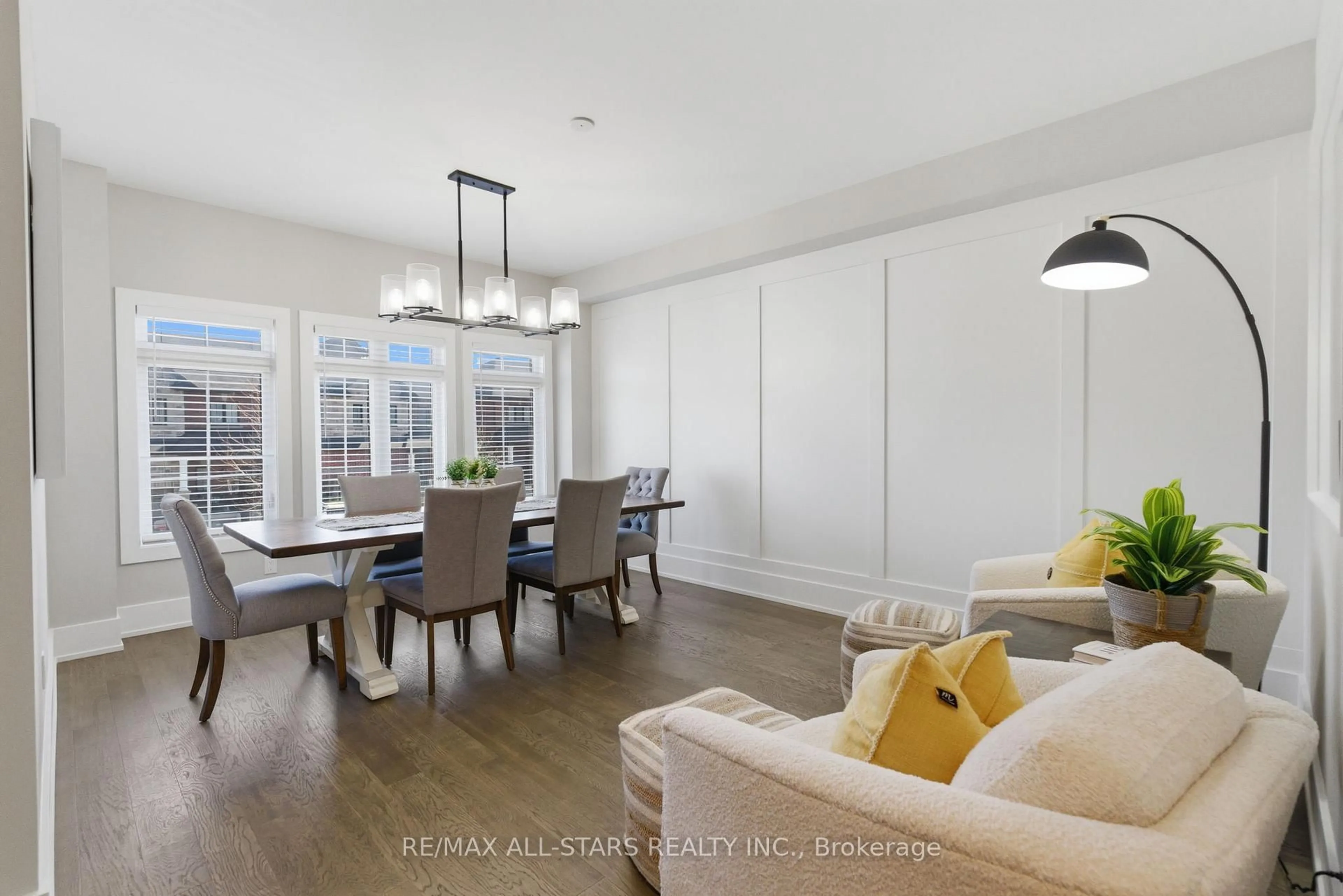 Unknown for 7 Gord Matthews Way, Uxbridge Ontario L9P 0E9