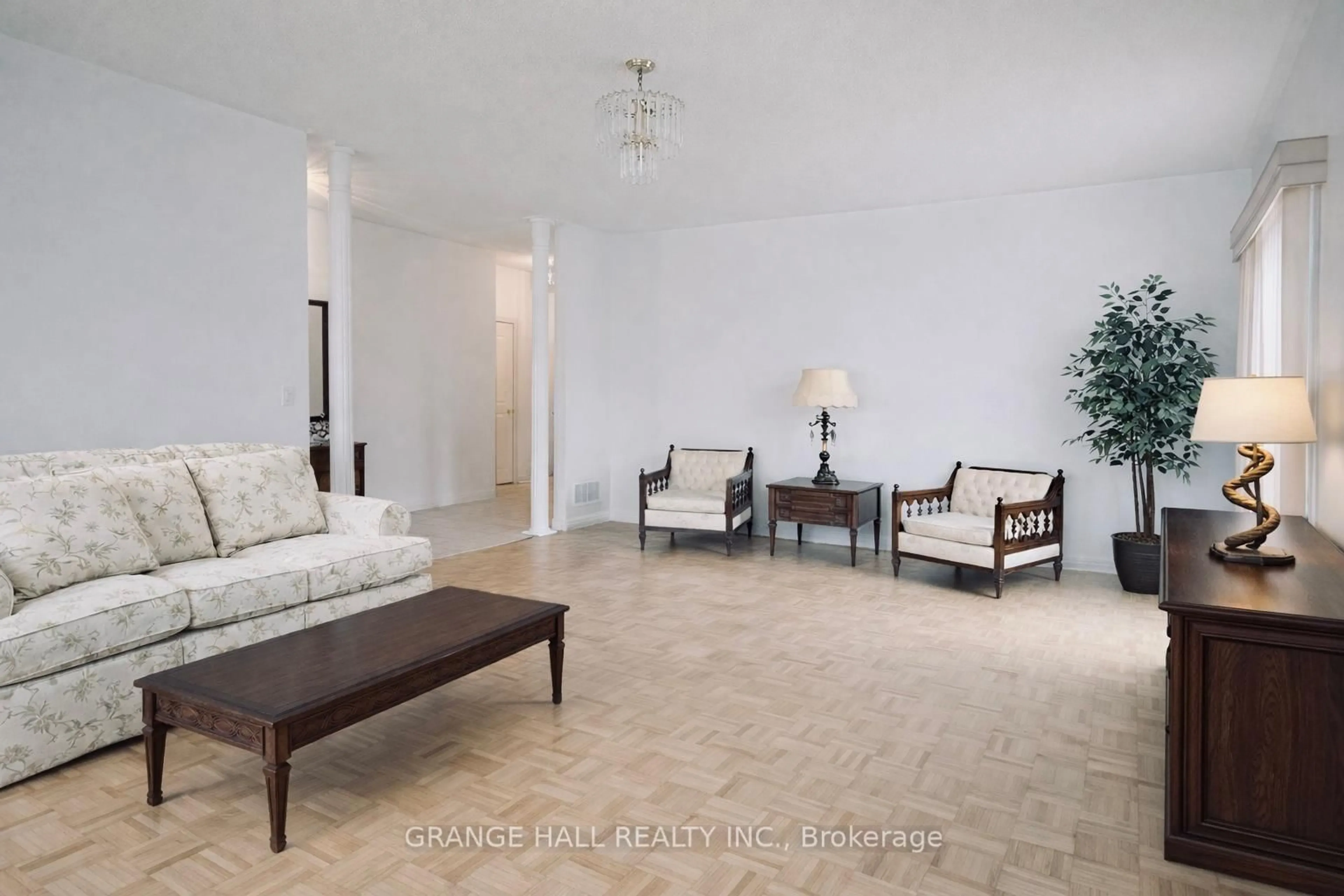 Living room with furniture, unknown for 203 Starling Blvd, Vaughan Ontario L4H 3J4