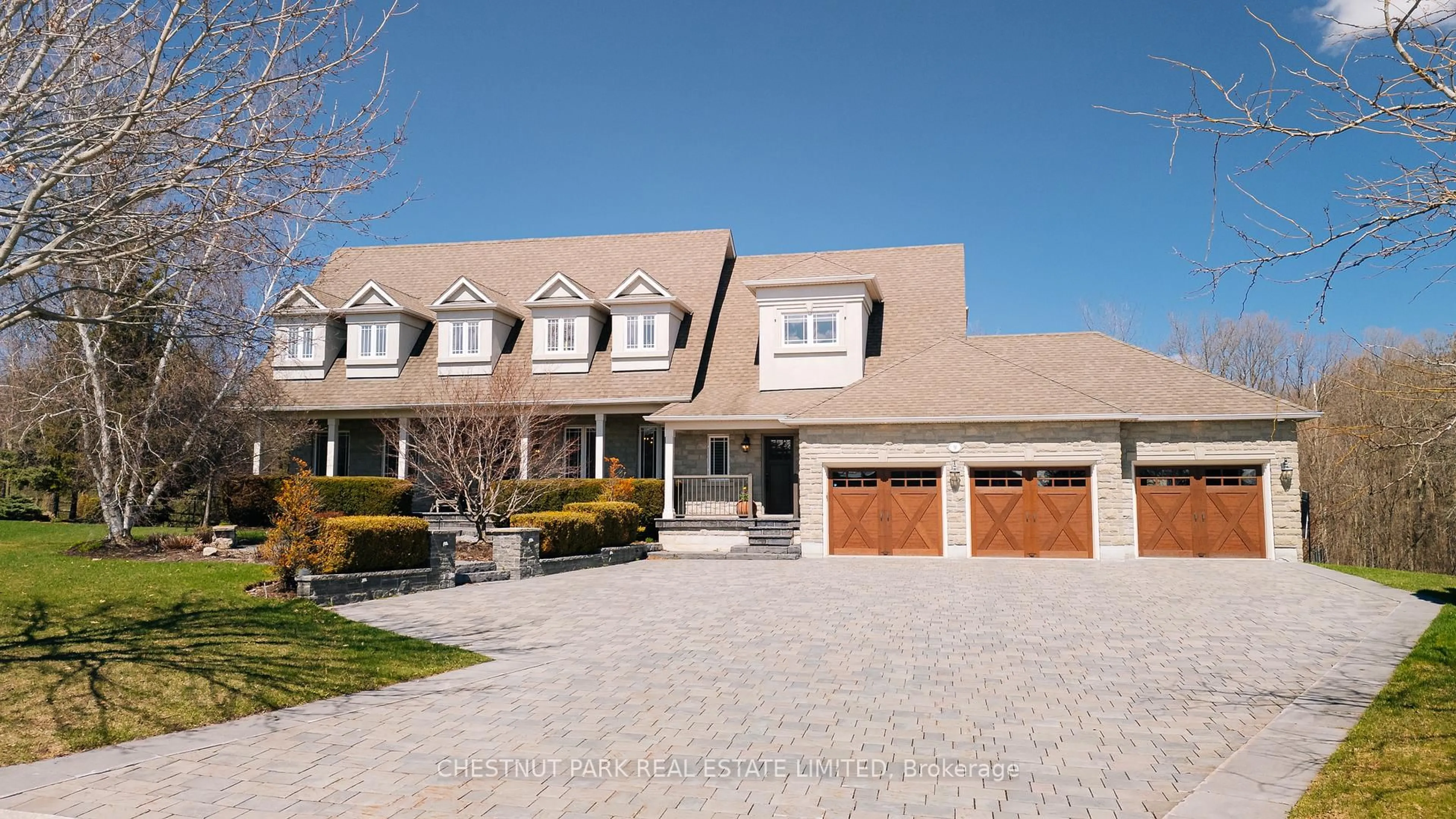 Home with brick exterior material, street for 9 Black Crt, Aurora Ontario L4G 8A1