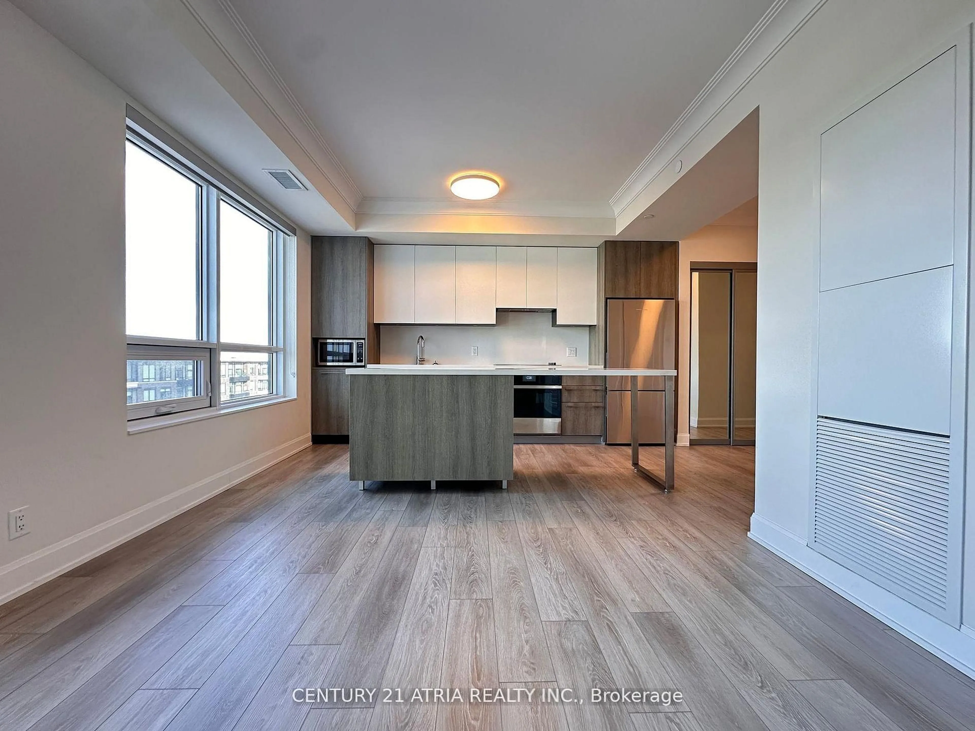 Open concept kitchen, wood/laminate floor for 18 Water Walk Dr #1008, Markham Ontario L3R 6L5