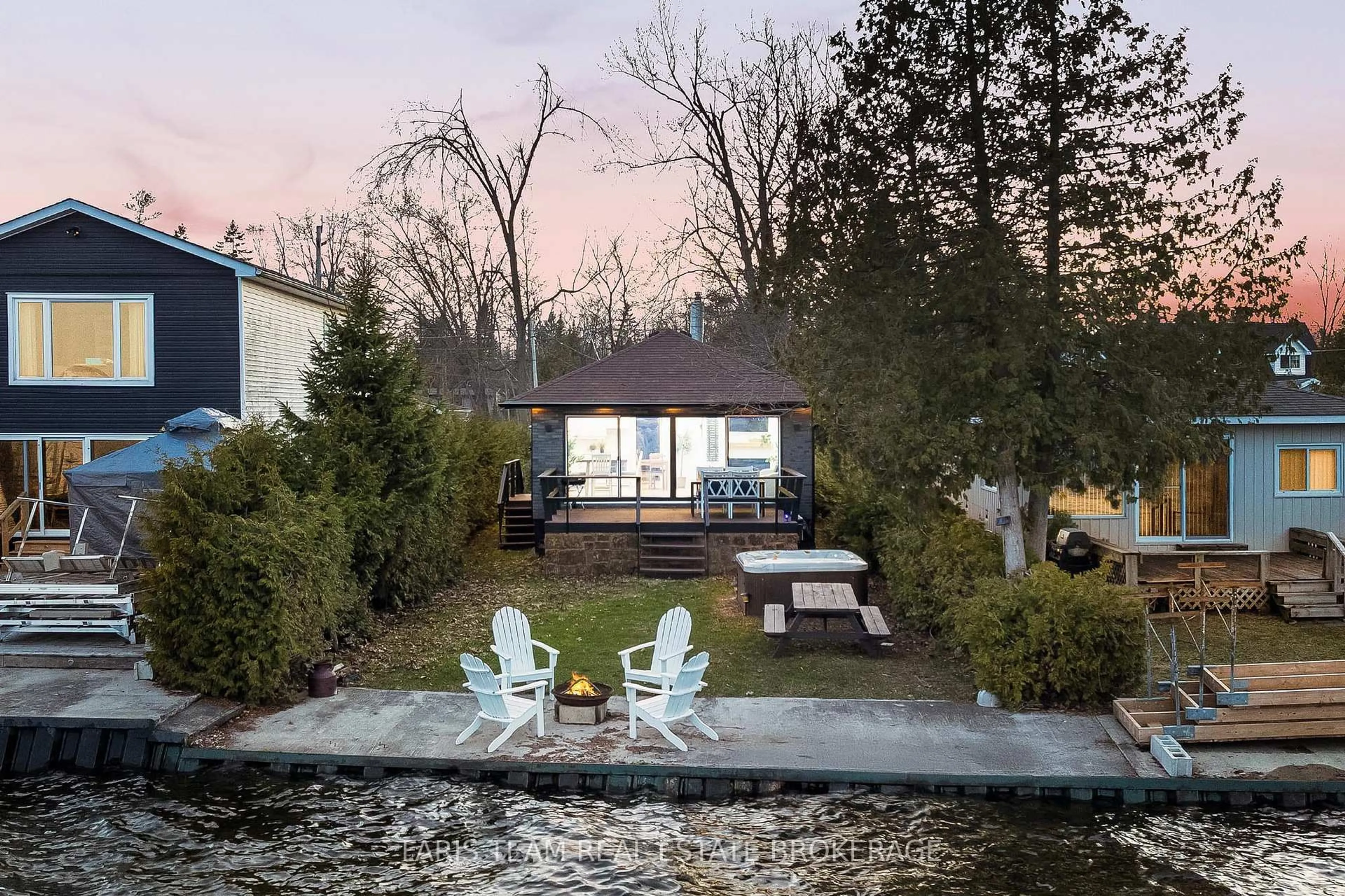 Patio, water/lake/river/ocean view for 2305 Crystal Beach Rd, Innisfil Ontario L9S 3W8