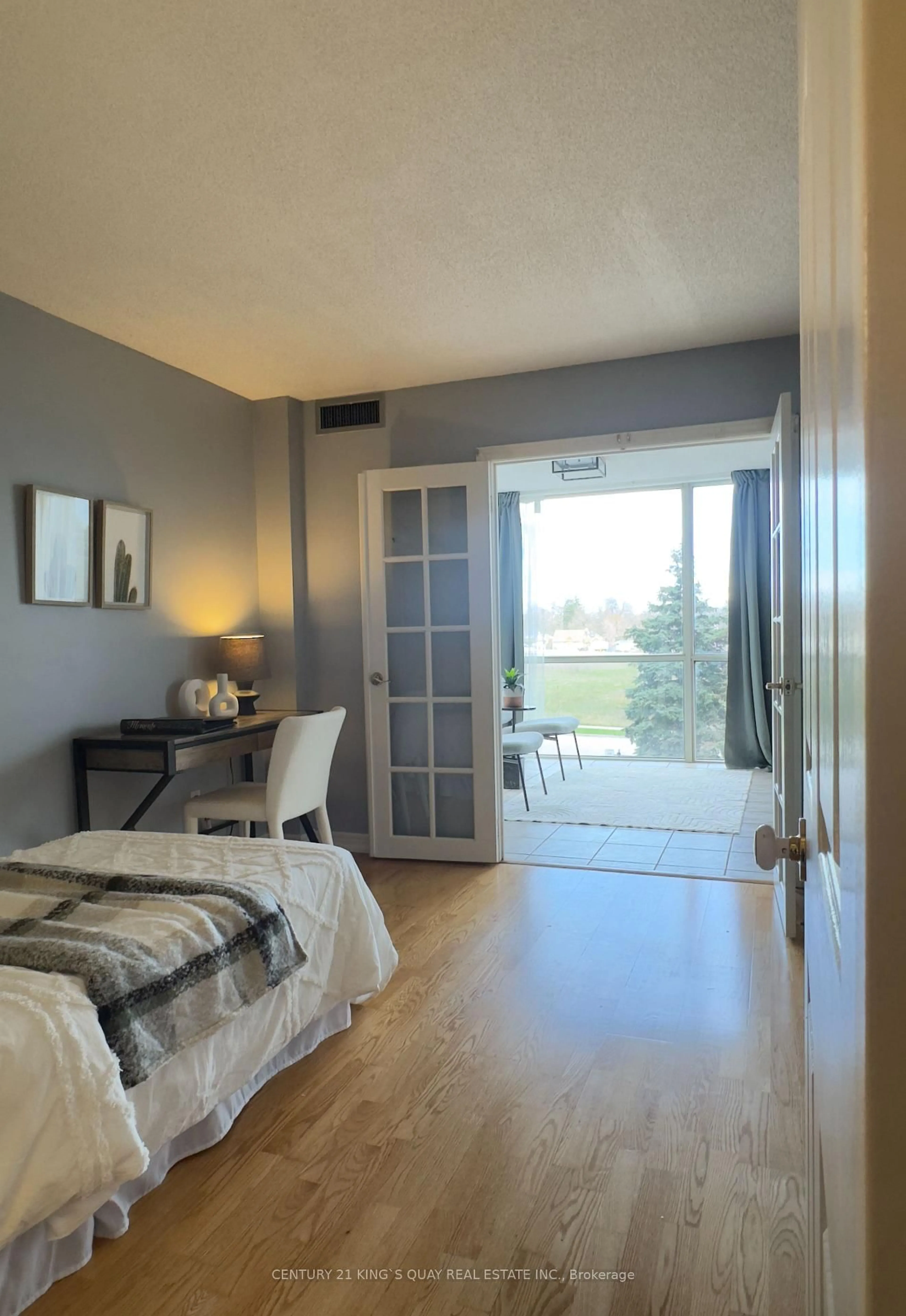 A pic of a room for 30 Harding Blvd #401, Richmond Hill Ontario L4C 9M3