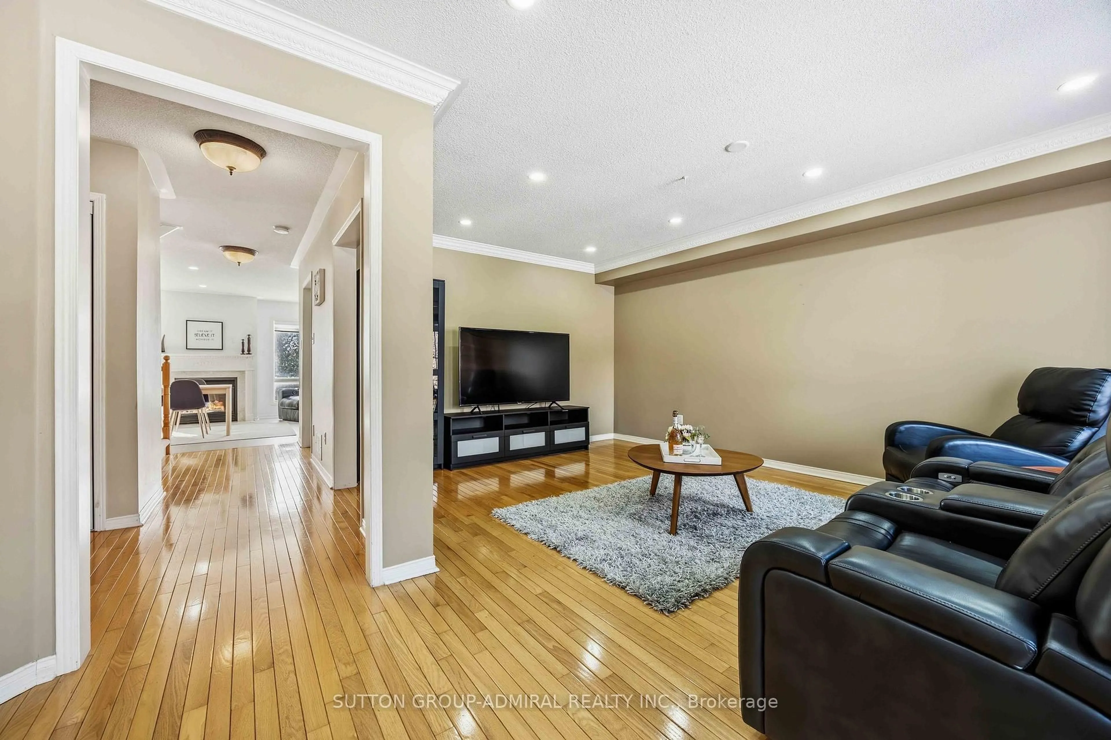 Living room with furniture, unknown for 75 James Scott Rd, Markham Ontario L3P 7W6