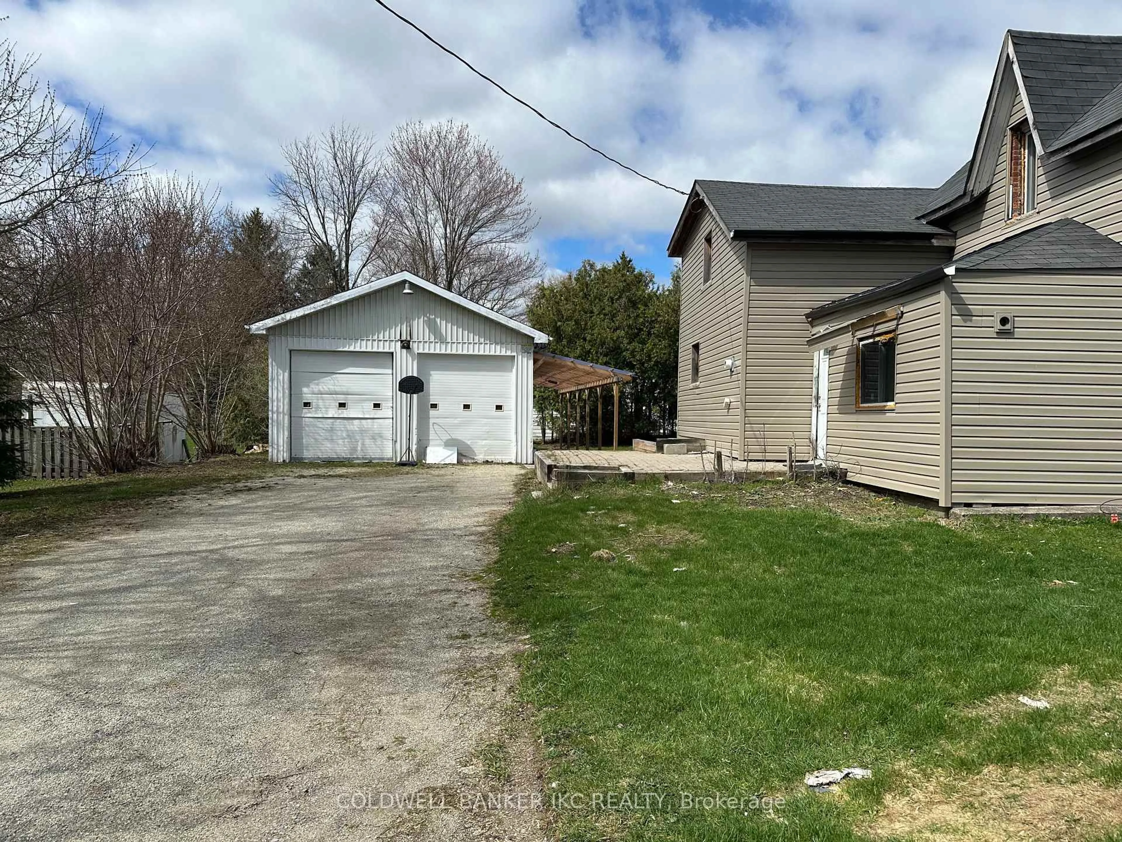 A pic from outside/outdoor area/front of a property/back of a property/a pic from drone, street for 2212 Adjala Tecumseth, Adjala-Tosorontio Ontario L0G 1W0