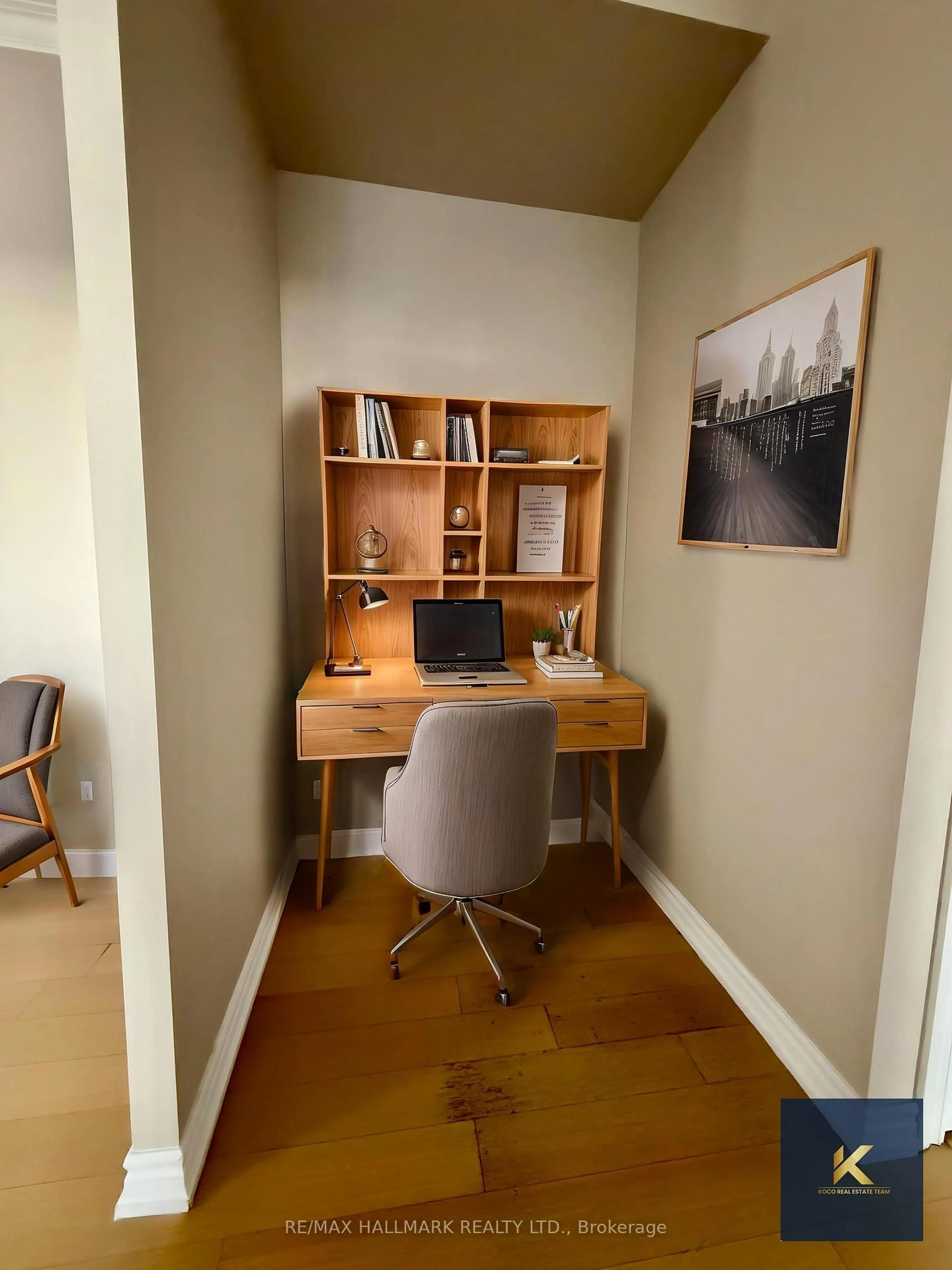 A pic of a room for 7730 Kipling Ave #909, Vaughan Ontario L4L 1Y9