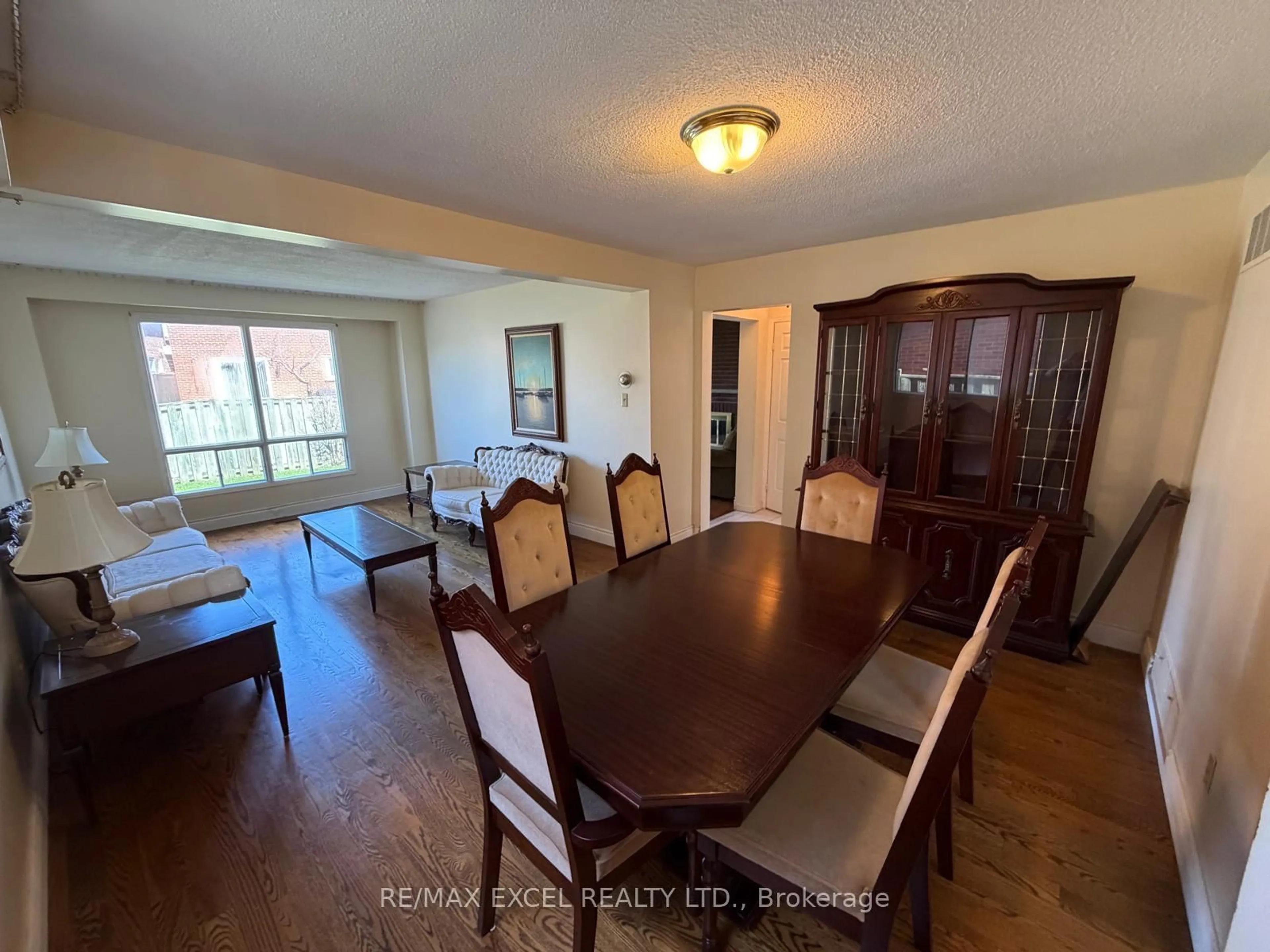 Dining room, unknown for 94 Pepperell Cres, Markham Ontario L3R 3G8