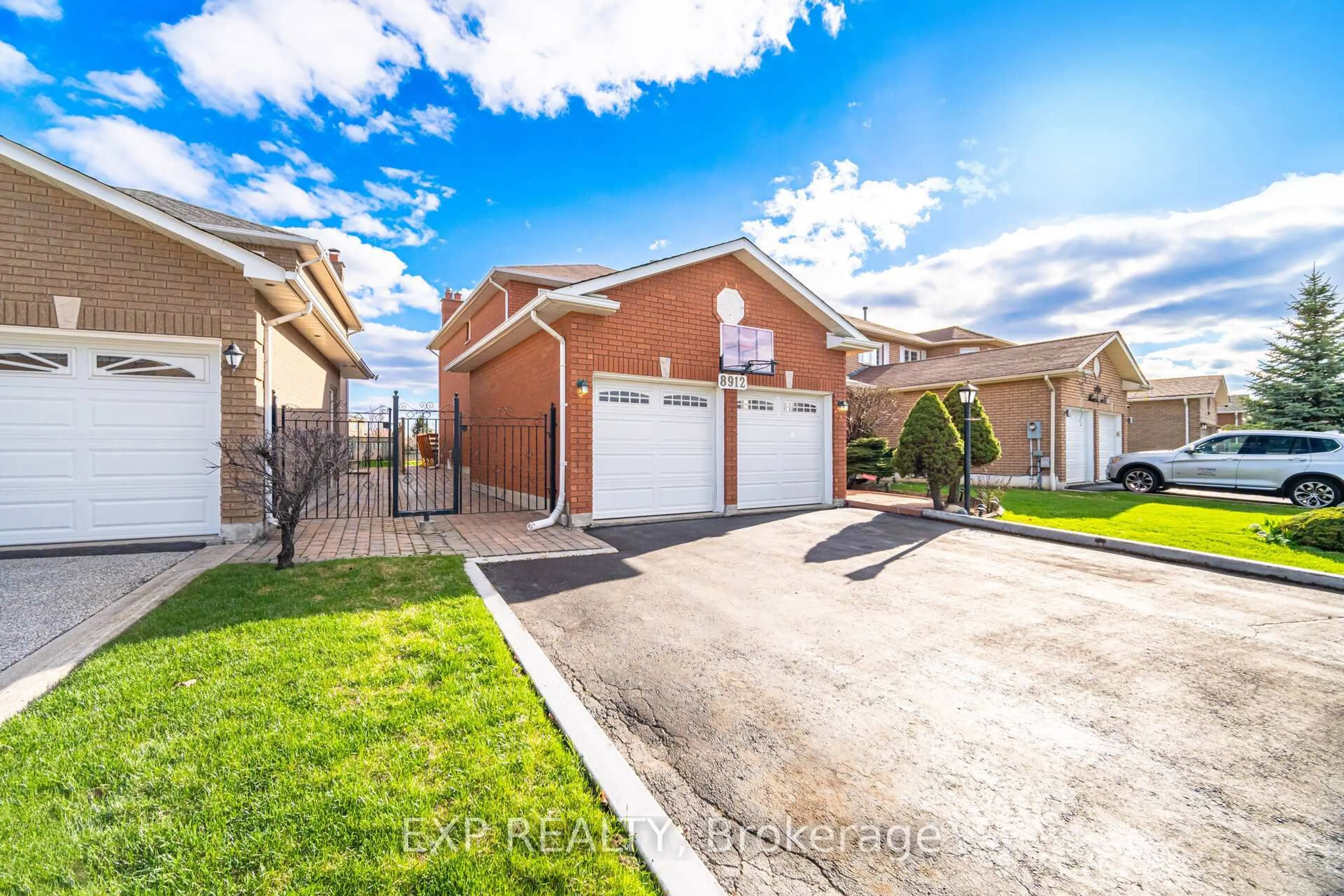 A pic from outside/outdoor area/front of a property/back of a property/a pic from drone, street for 8912 Martin Grove Rd, Vaughan Ontario L4H 1C3