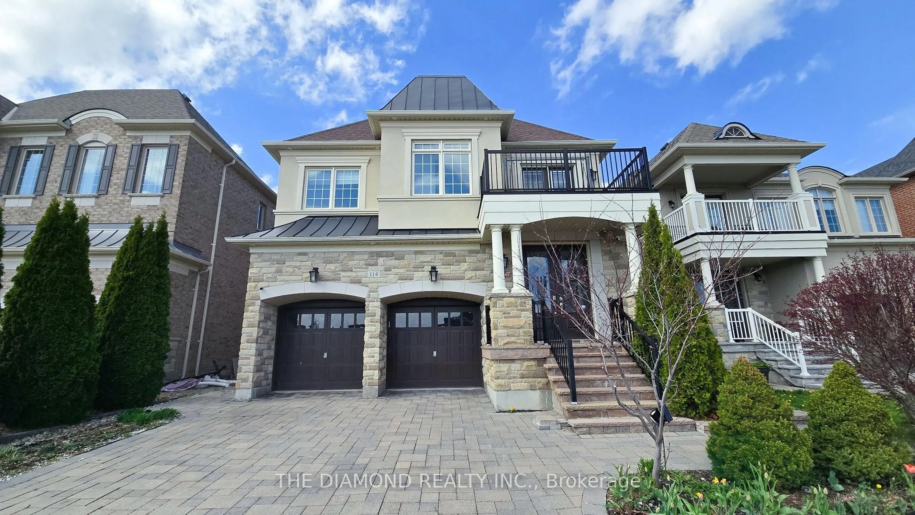 Home with brick exterior material, street for 114 Chatfield Dr, Vaughan Ontario L4H 0Z7
