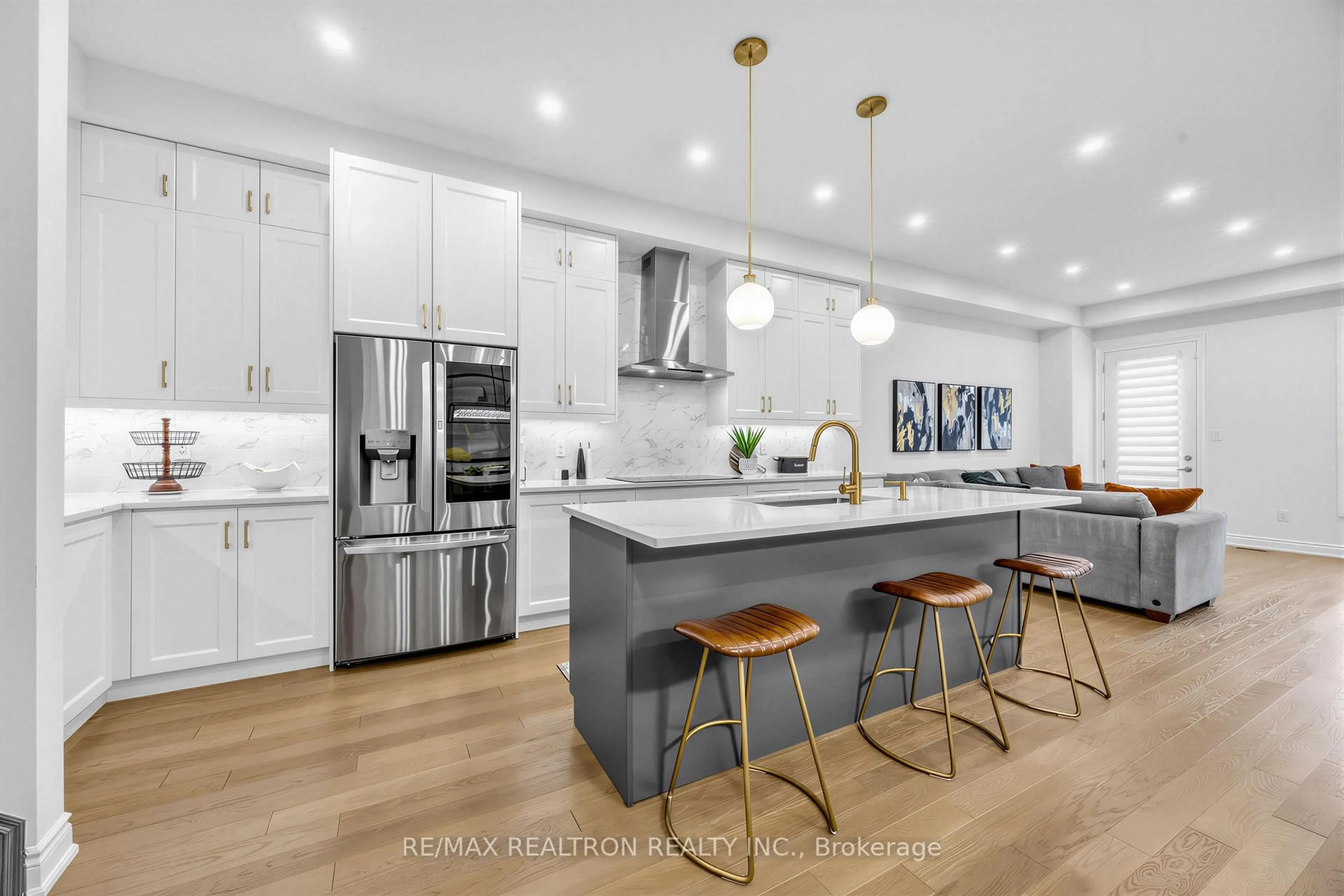 Open concept kitchen, unknown for 9532 Weston Rd, Vaughan Ontario L4H 0P4