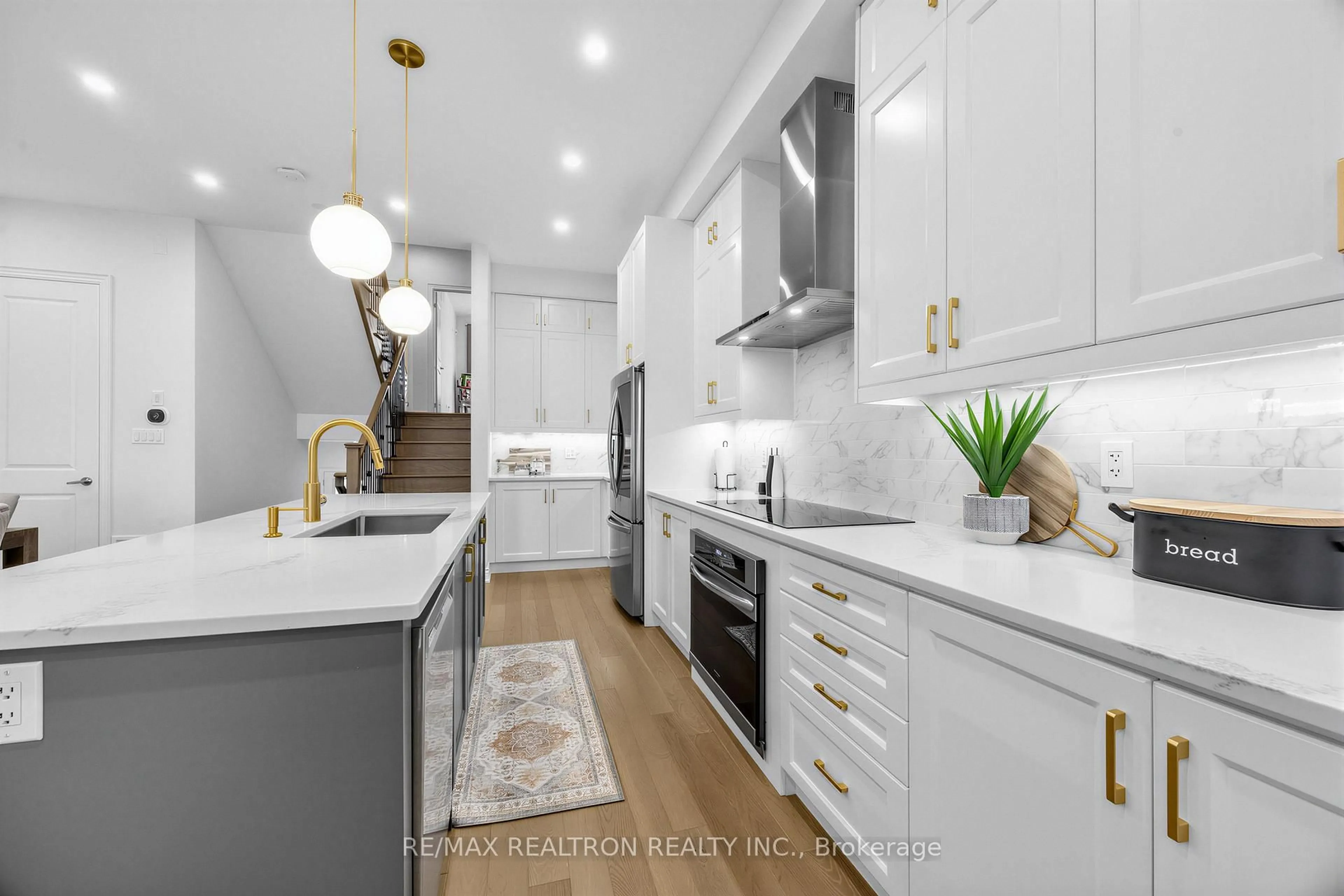 Open concept kitchen, unknown for 9532 Weston Rd, Vaughan Ontario L4H 0P4