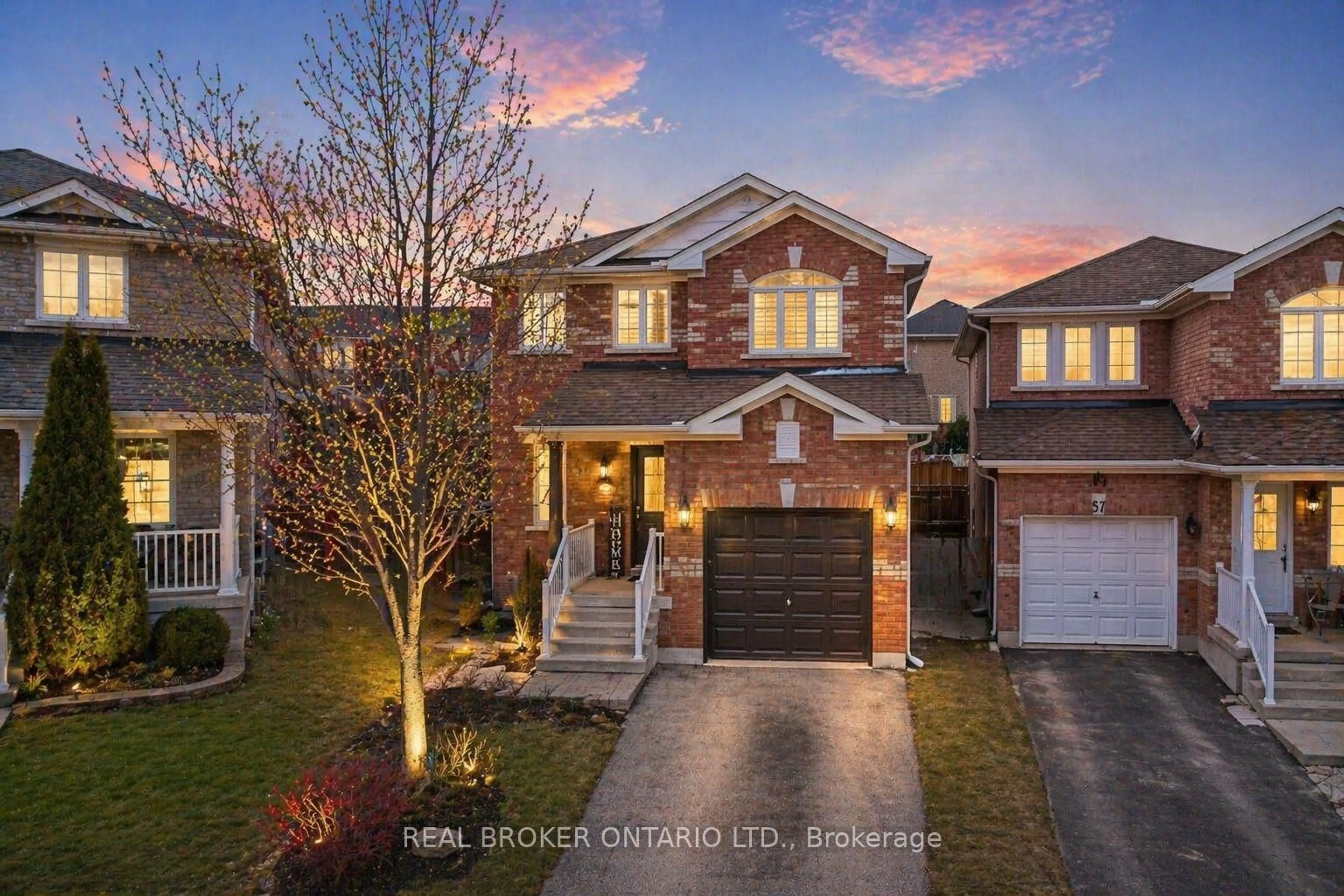 Home with brick exterior material, street for 55 Christina Cres, Bradford West Gwillimbury Ontario L3Z 0B1