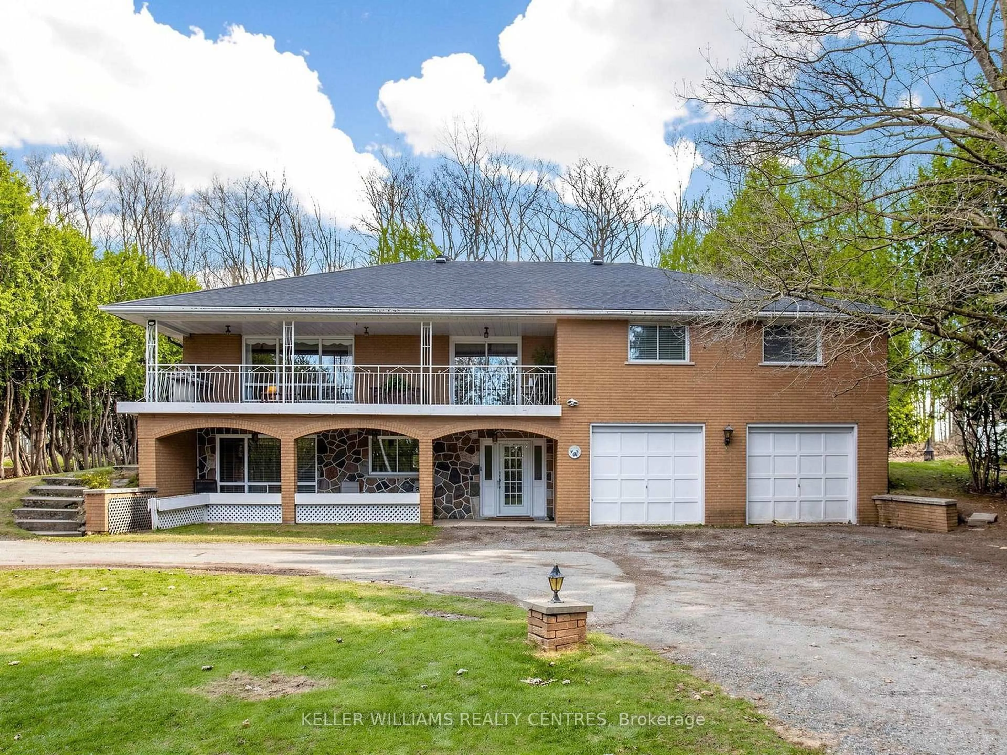 A pic from outside/outdoor area/front of a property/back of a property/a pic from drone, street for 13492 Highway 48 Highway, Whitchurch-Stouffville Ontario L4A 7X3