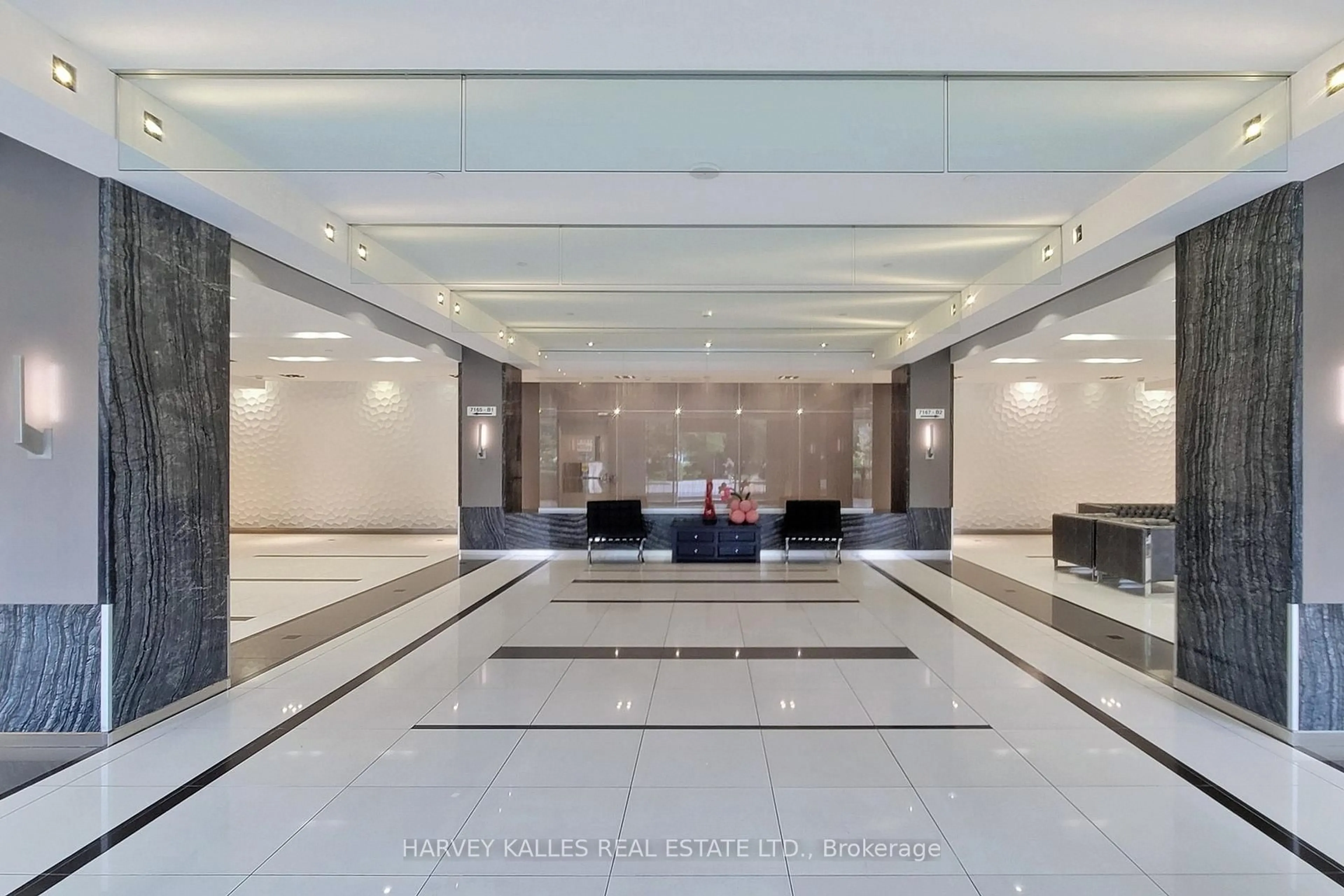 Lobby for 7167 Yonge St #1511, Markham Ontario L3T 0E1