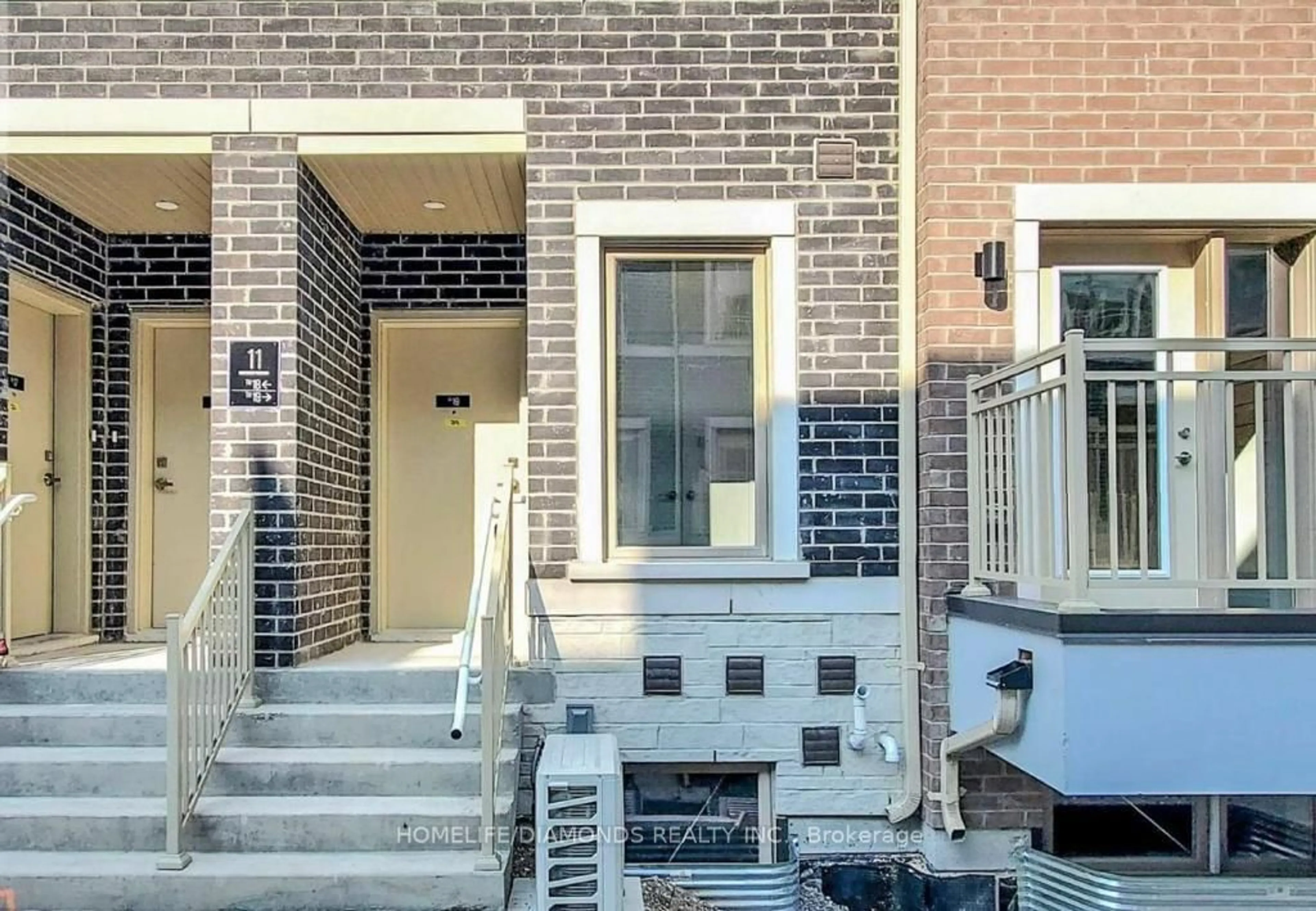 Home with brick exterior material, street for 31 HONEYCRISP Cres #68, Vaughan Ontario L4K 0N6