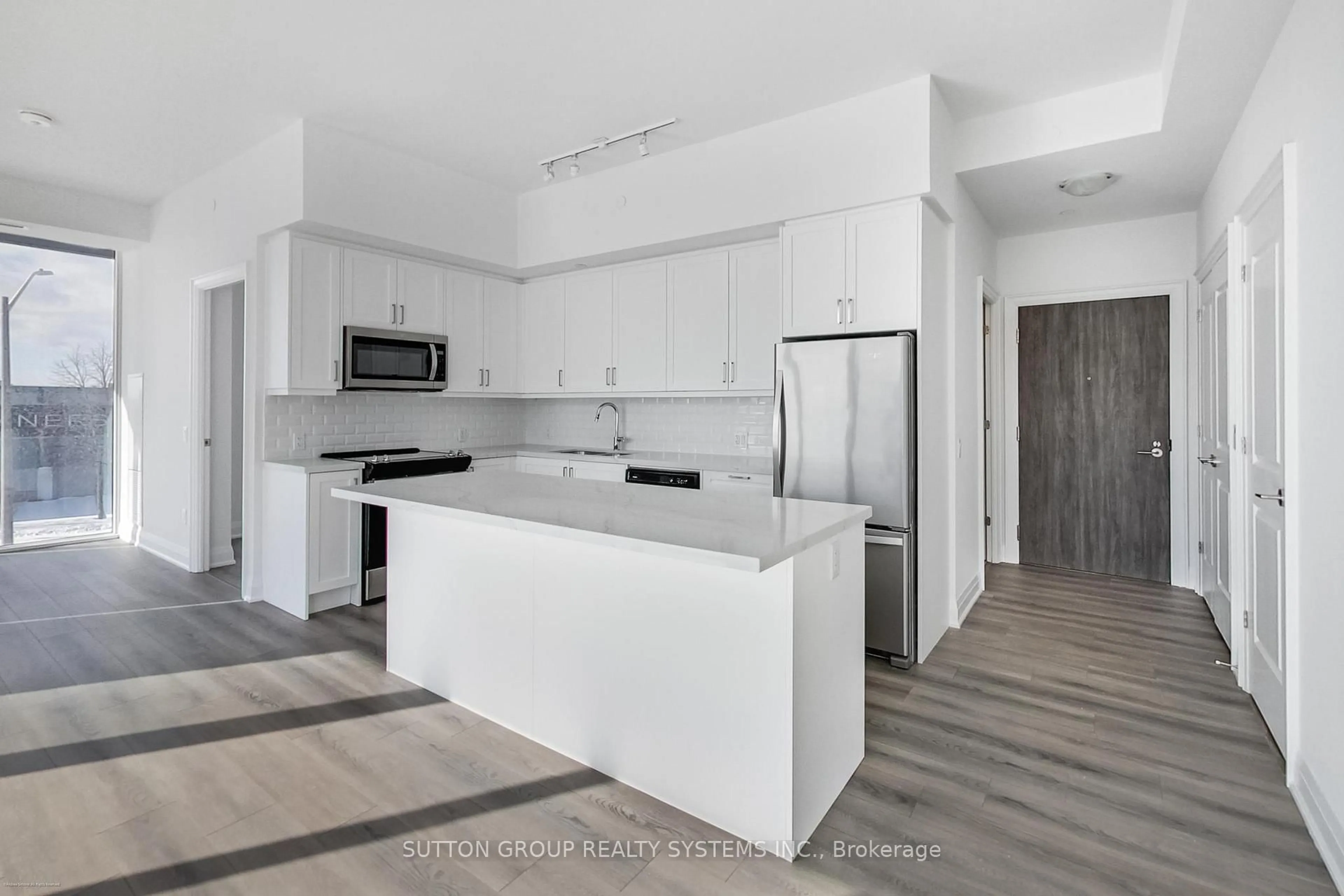 Open concept kitchen, unknown for 10 Gatineau Dr #204, Vaughan Ontario L4J 0L2