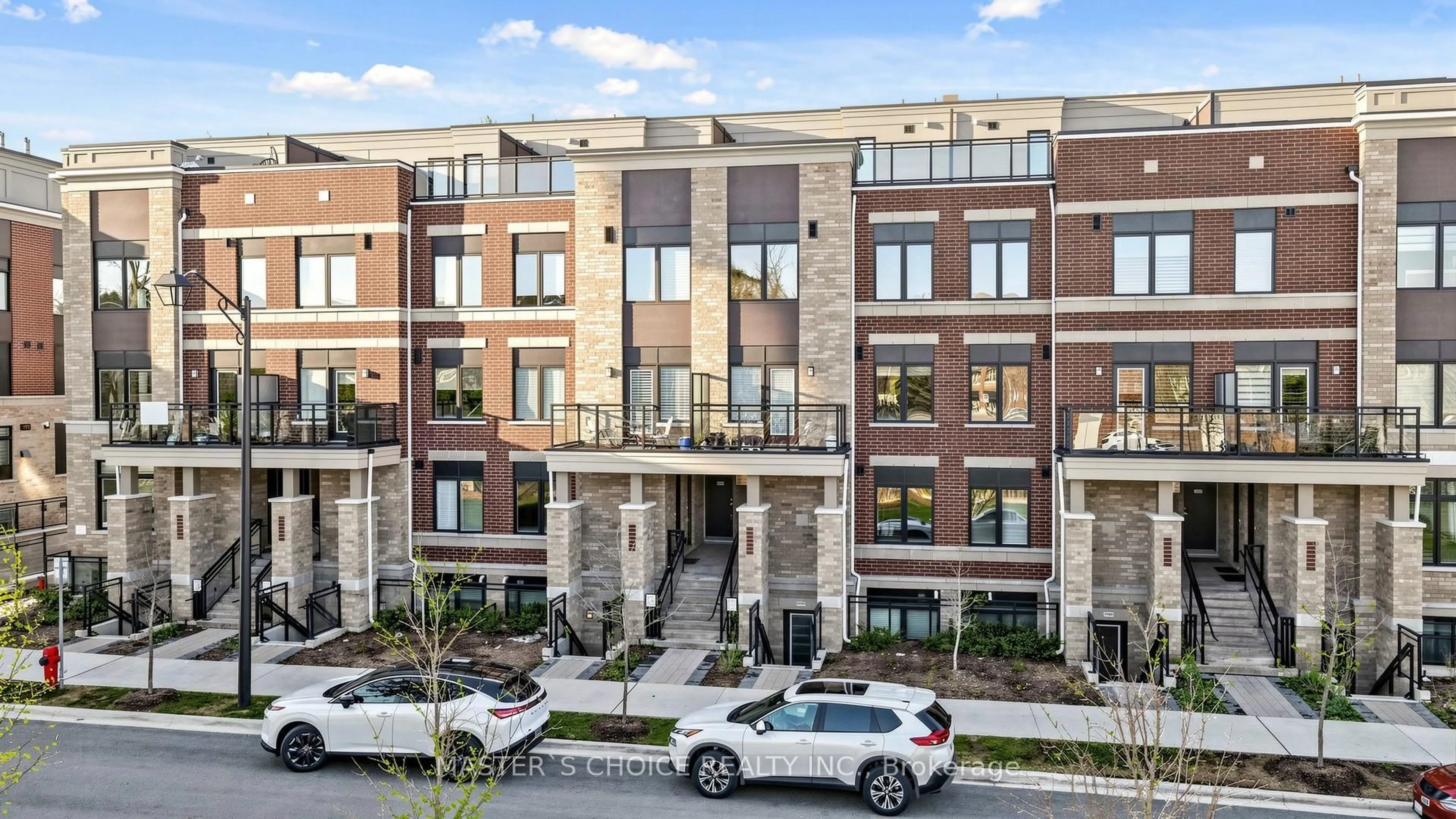 Home with brick exterior material, unknown for 56 Elizabeth St #1404, Richmond Hill Ontario L4C 5W2