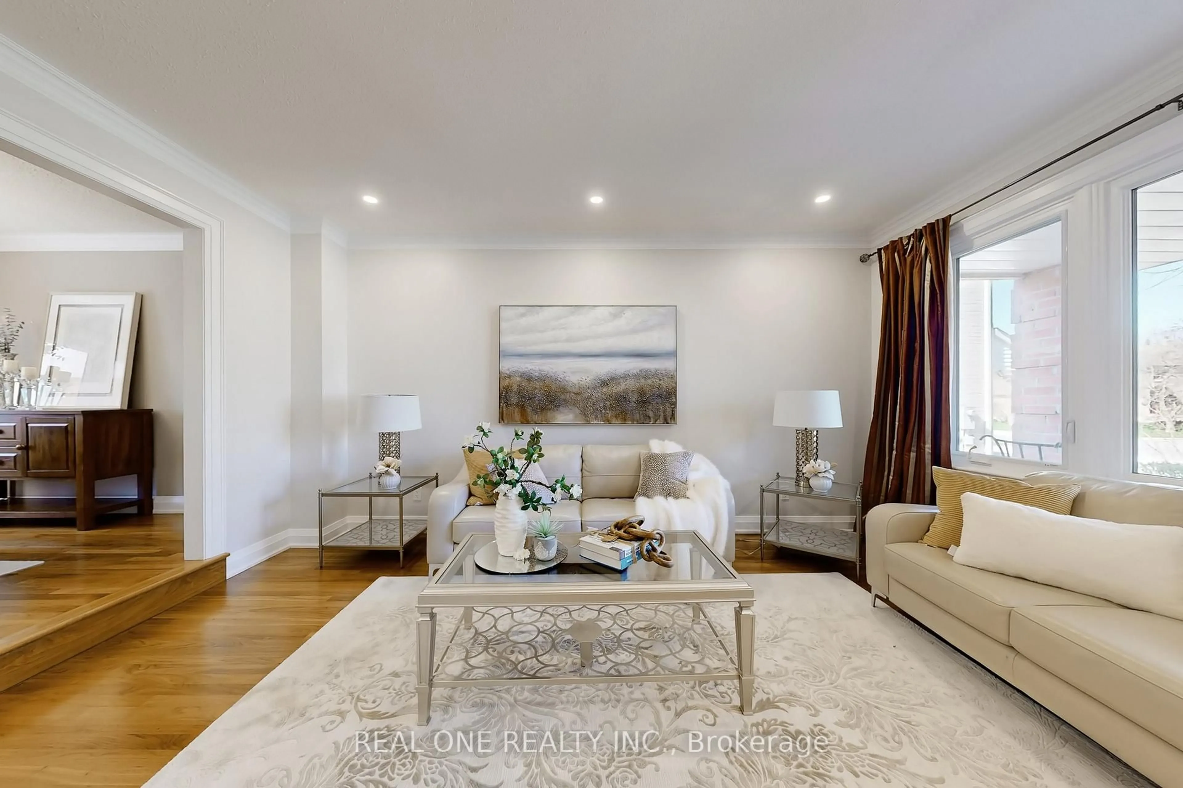 Living room with furniture, unknown for 113 Longwater Chse, Markham Ontario L3R 4A9