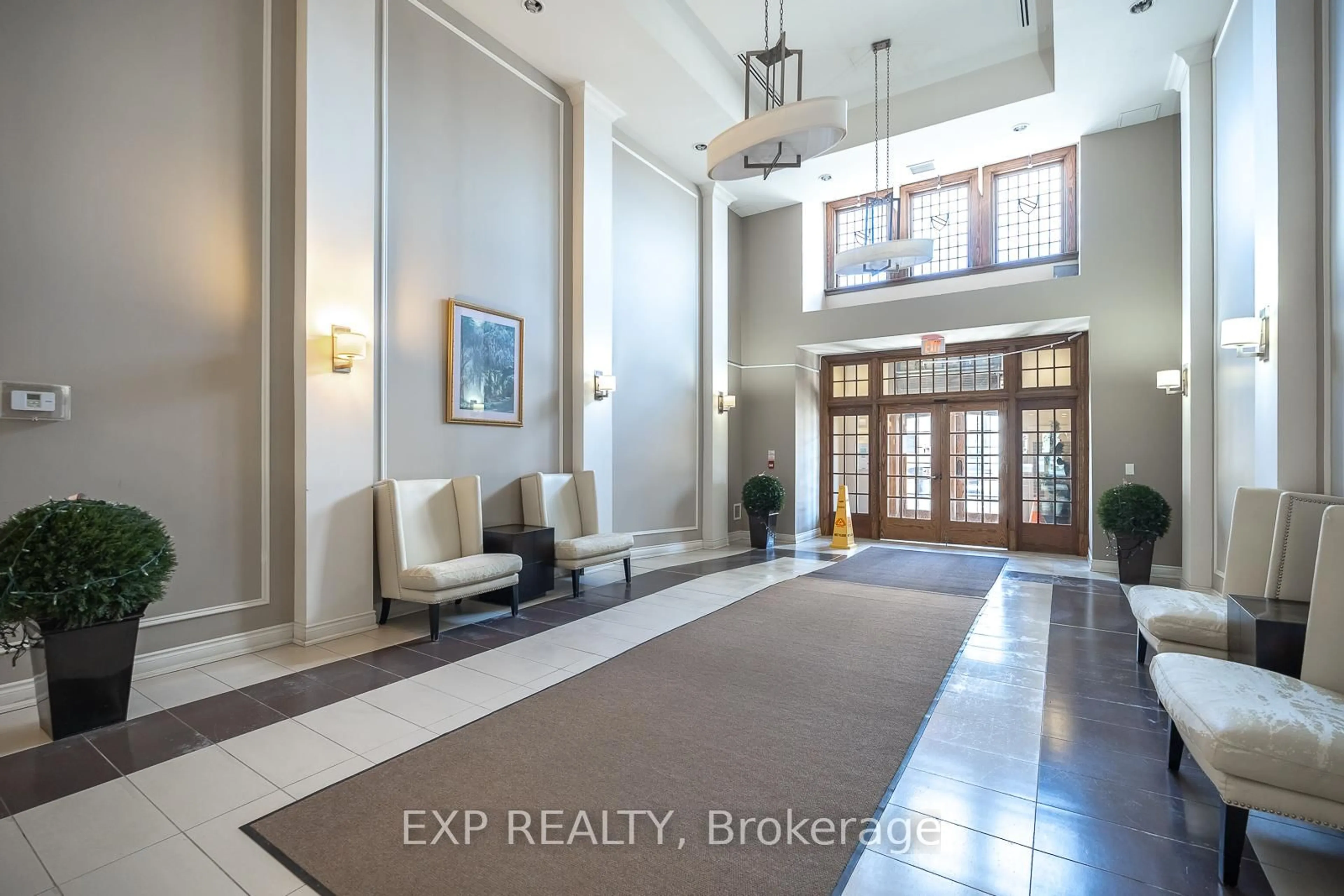 Indoor entryway for 4600 Steeles Ave #519, Markham Ontario L3R 5J1