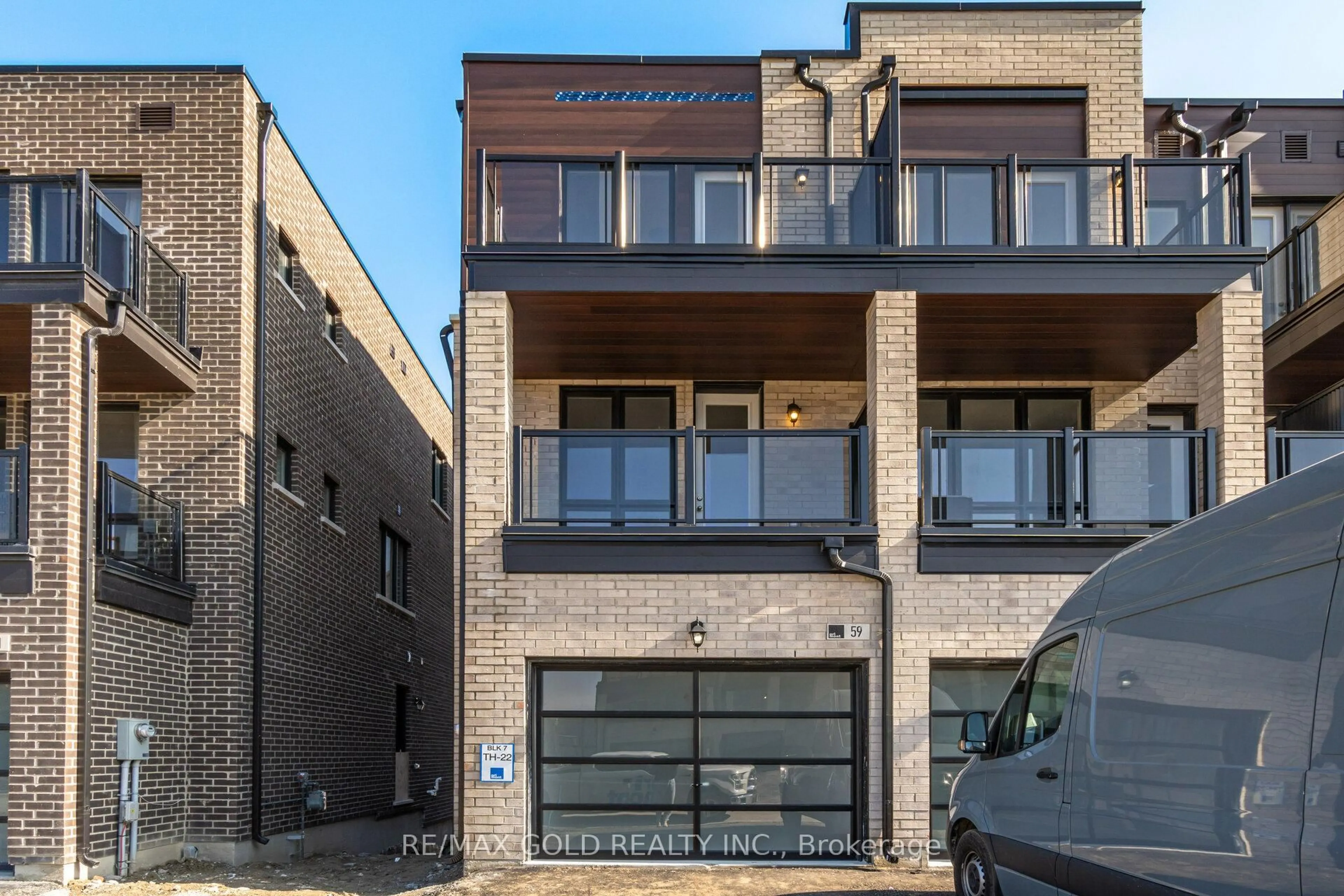 Home with brick exterior material, street for 59 Mikayla Lane, Markham Ontario K6B 1R1