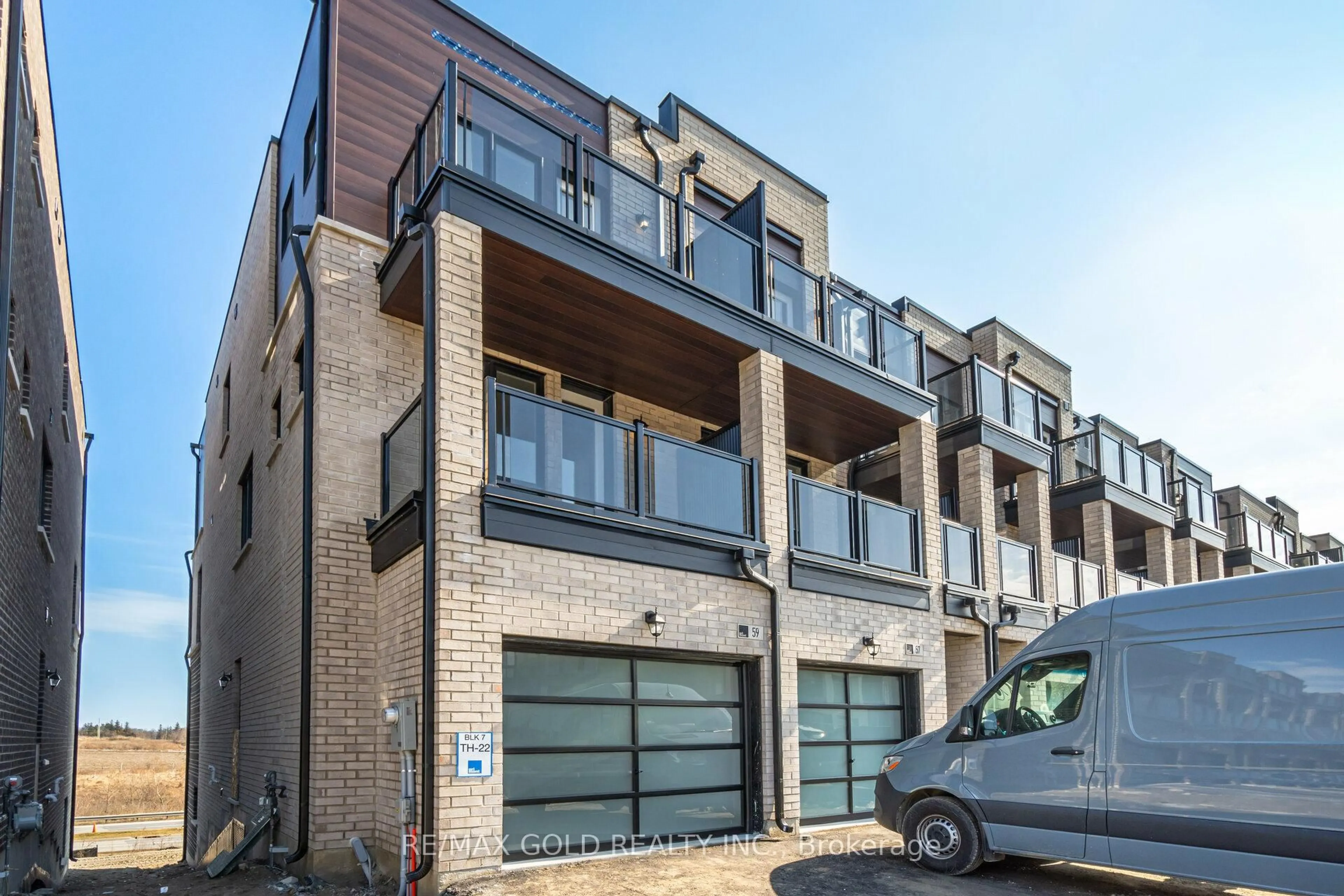 Home with brick exterior material, street for 59 Mikayla Lane, Markham Ontario K6B 1R1