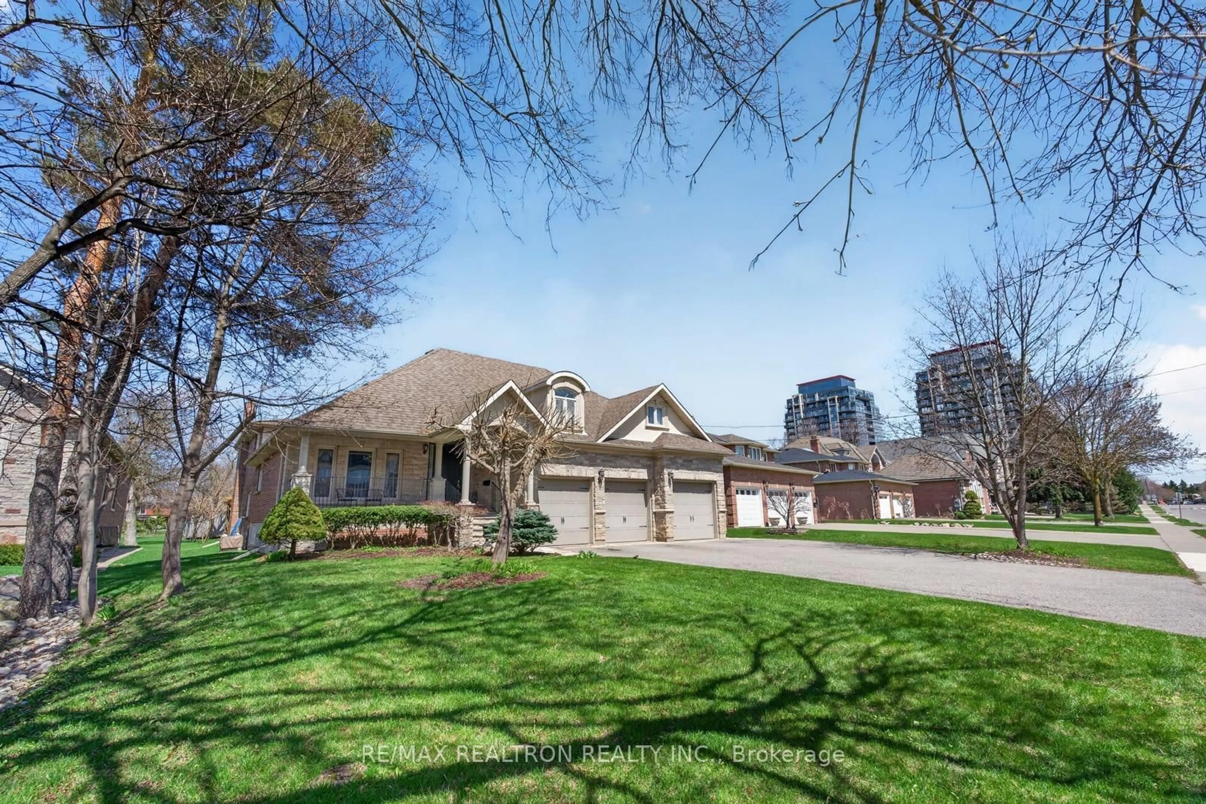 Unknown for 34 Edgar Ave, Richmond Hill Ontario L4C 6K4