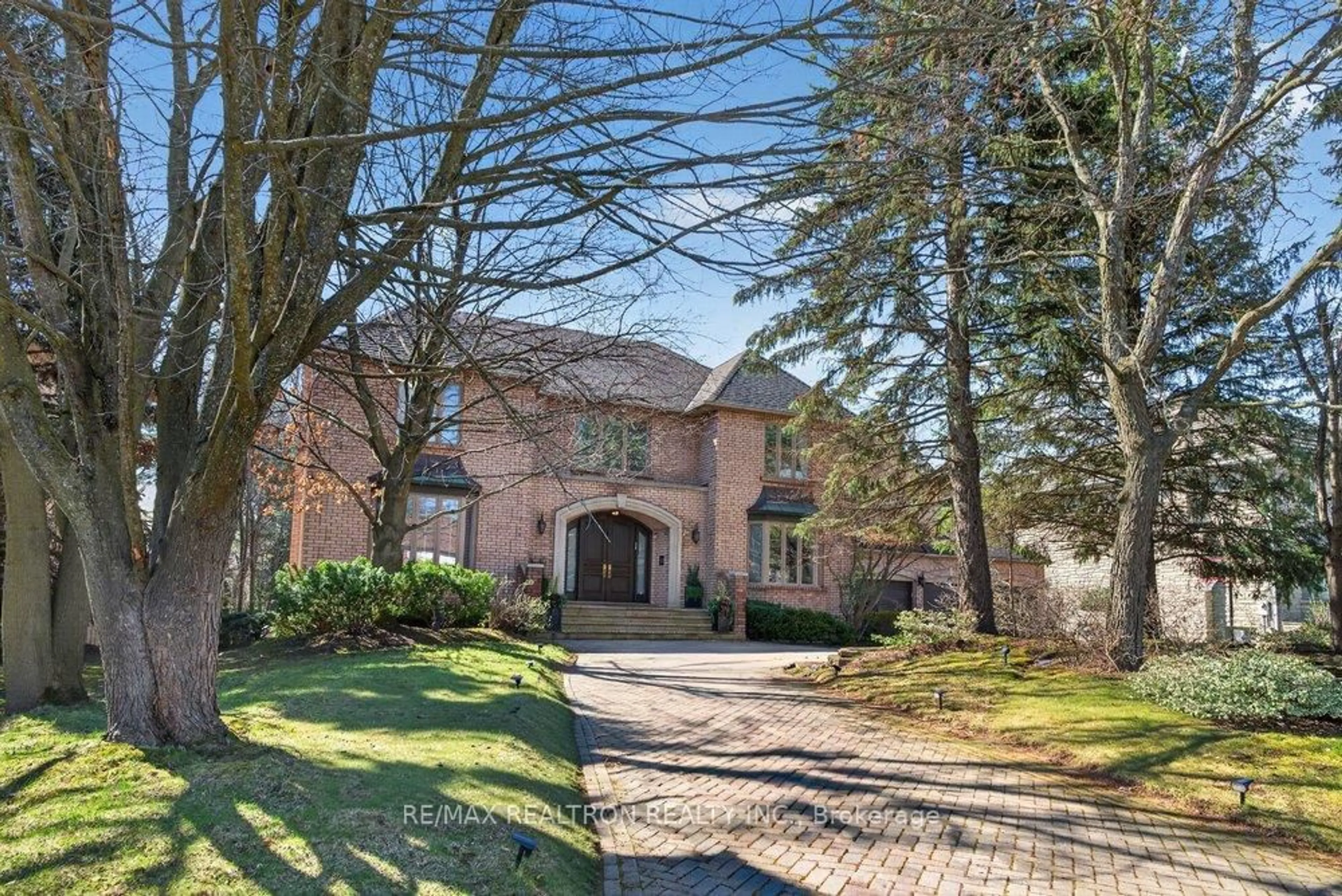 Home with brick exterior material, street for 75 Arnold Ave, Vaughan Ontario L4J 1B4