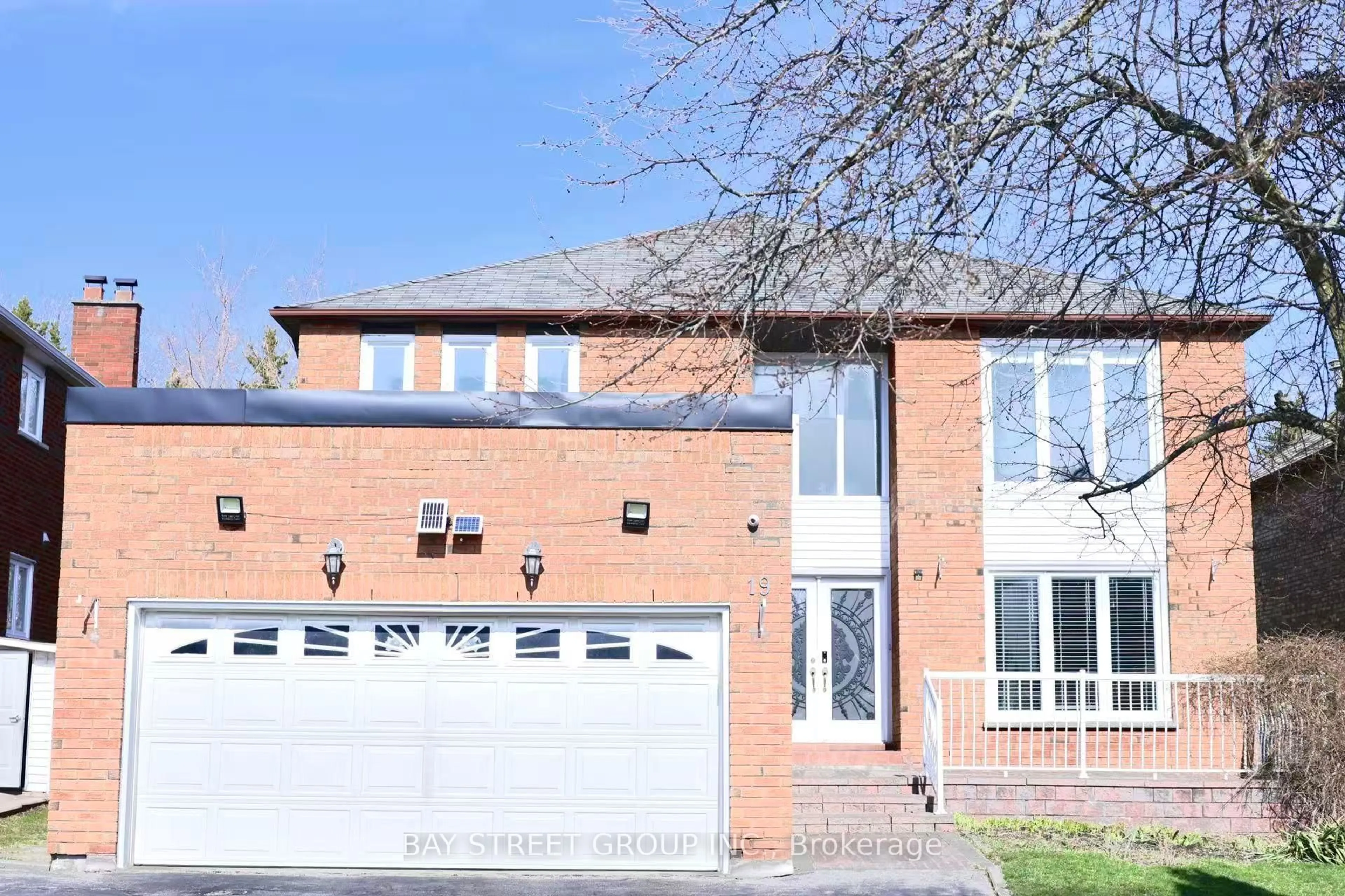 Home with brick exterior material, street for 19 Delancey Cres, Markham Ontario L3P 7C9