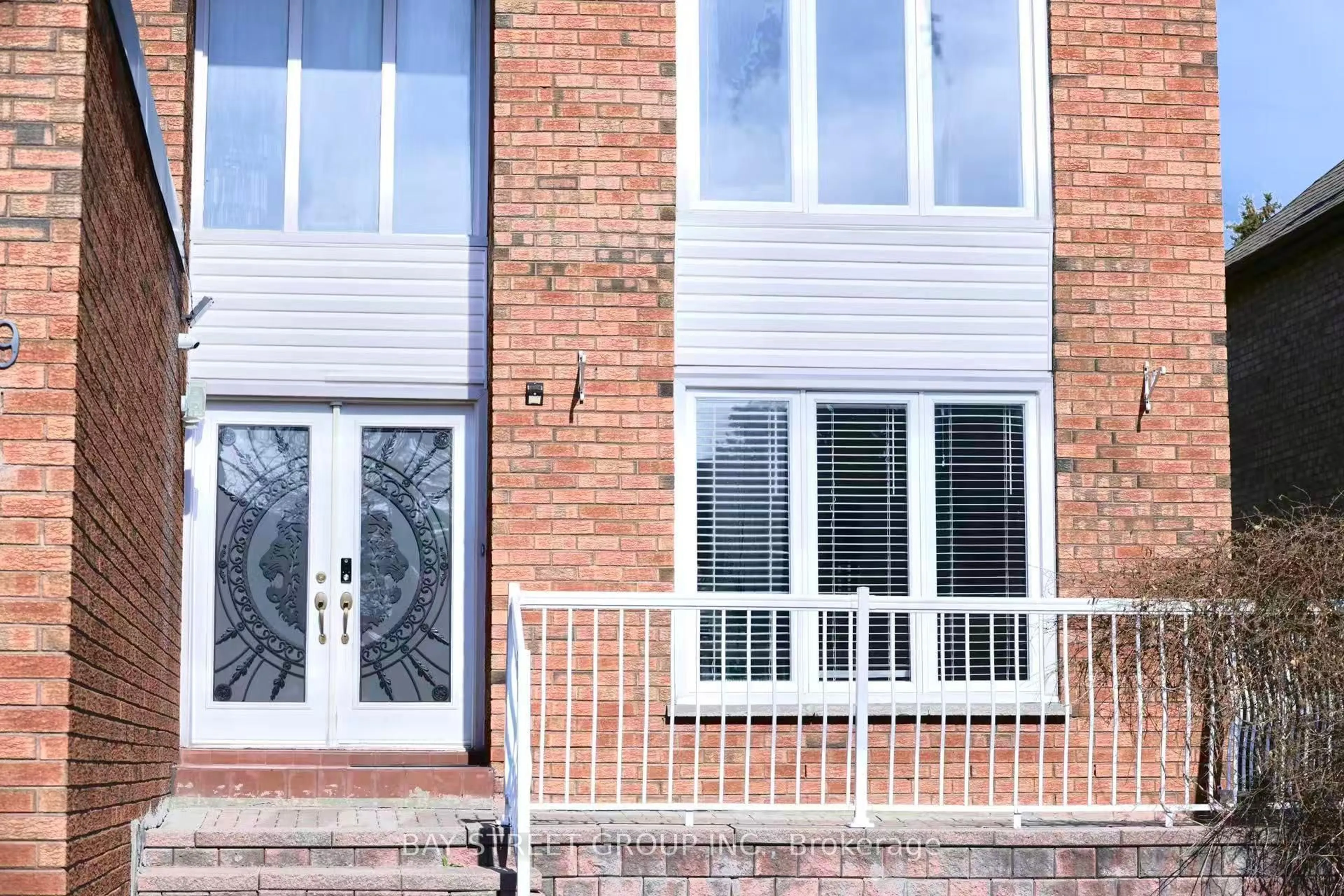 Home with brick exterior material, street for 19 Delancey Cres, Markham Ontario L3P 7C9