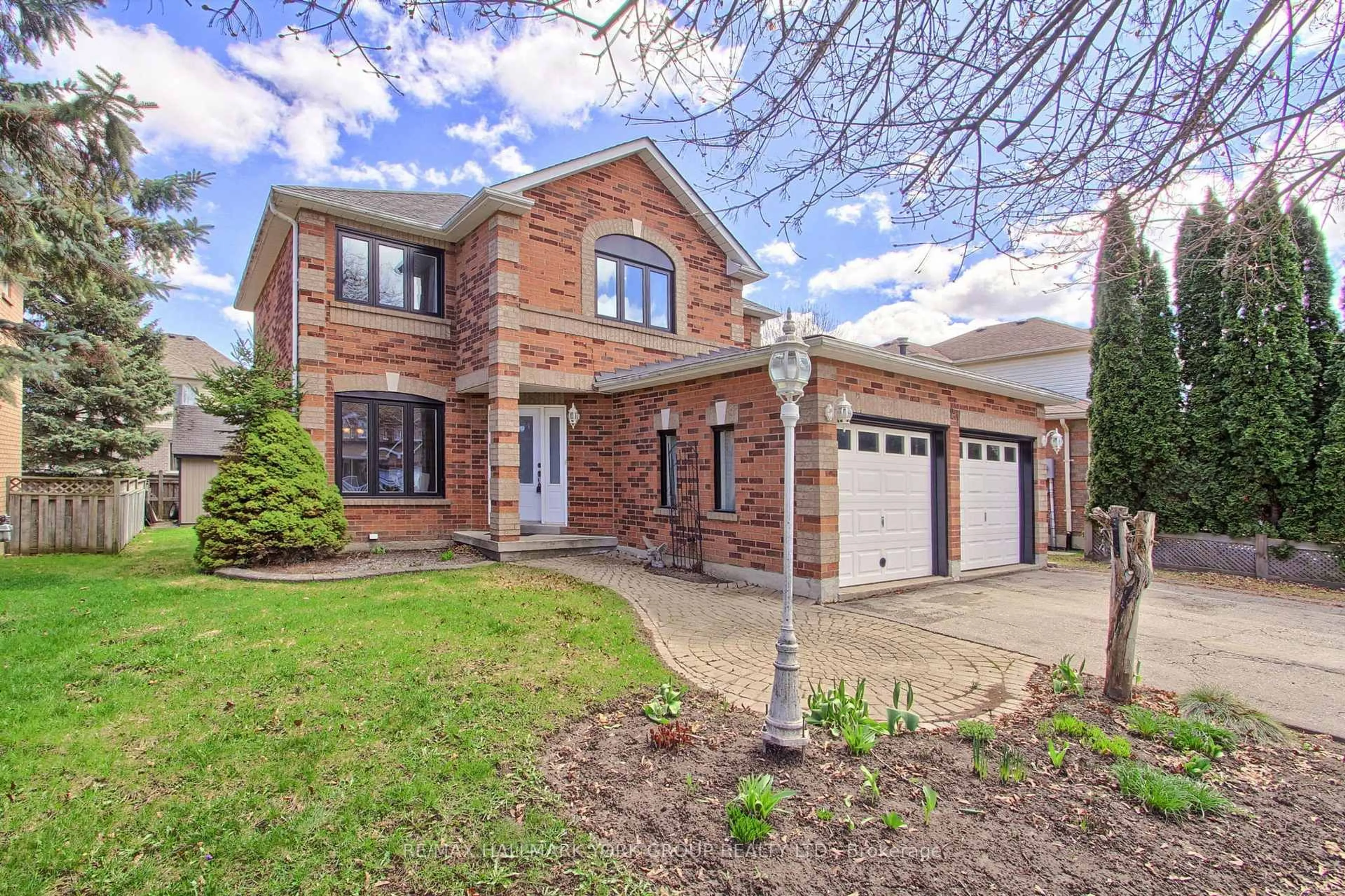 Home with brick exterior material, street for 21 Daniele Ave, New Tecumseth Ontario L0G 1A0