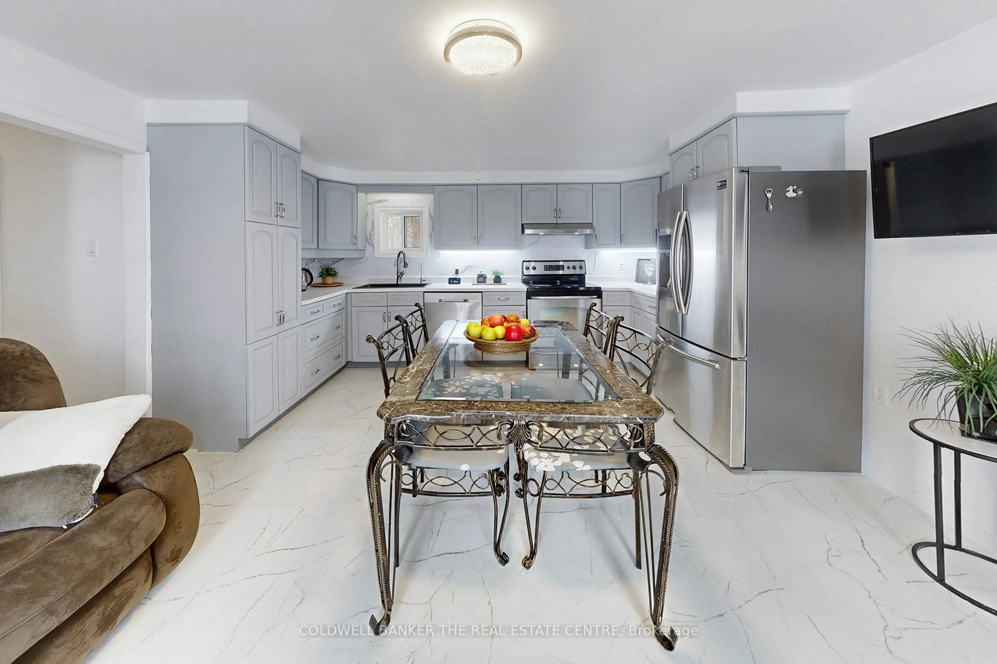 Unknown for 8352 Main Lisle St, Adjala-Tosorontio Ontario L0M 1M0