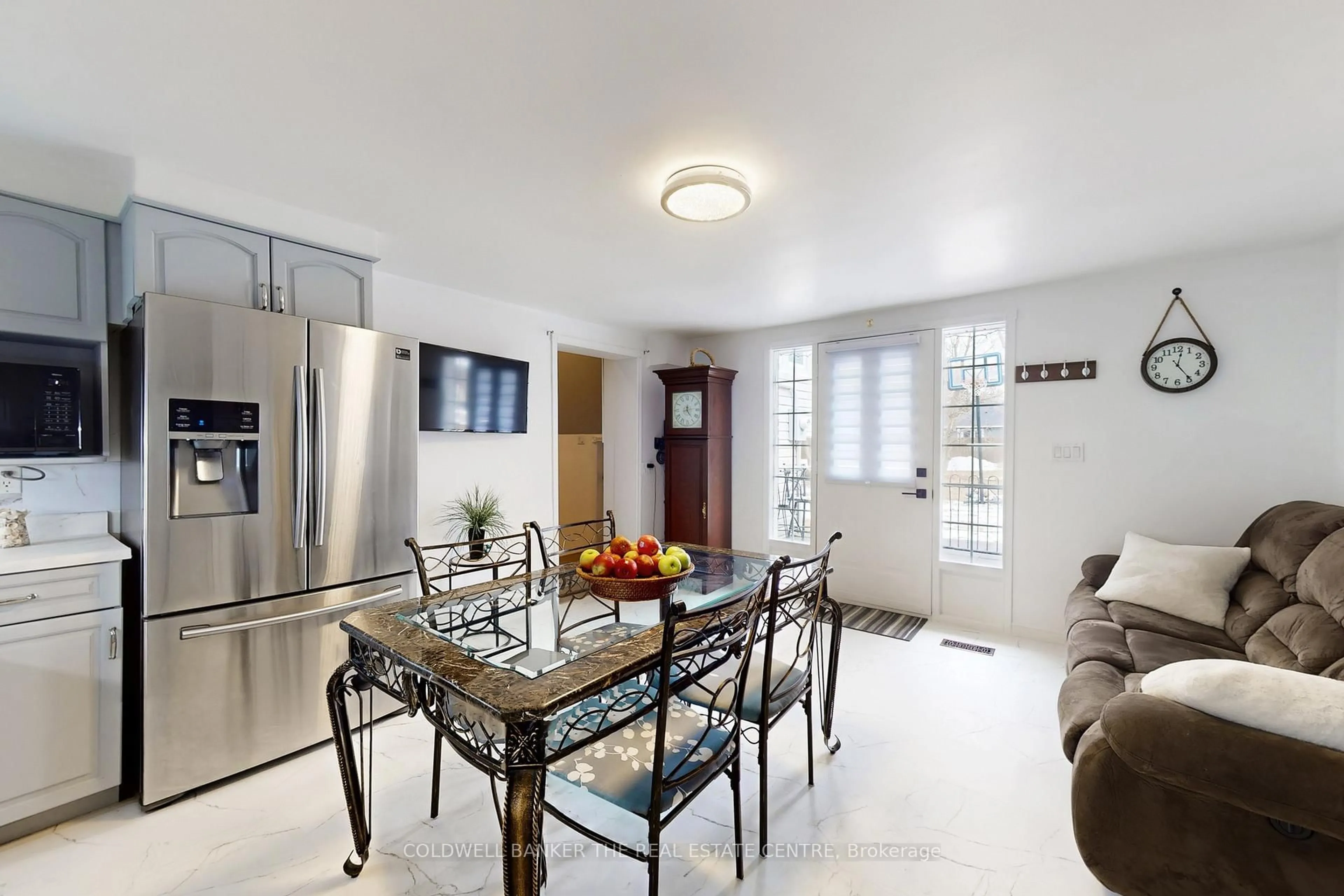 Dining room, ceramic/tile floor for 8352 Main Lisle St, Adjala-Tosorontio Ontario L0M 1M0