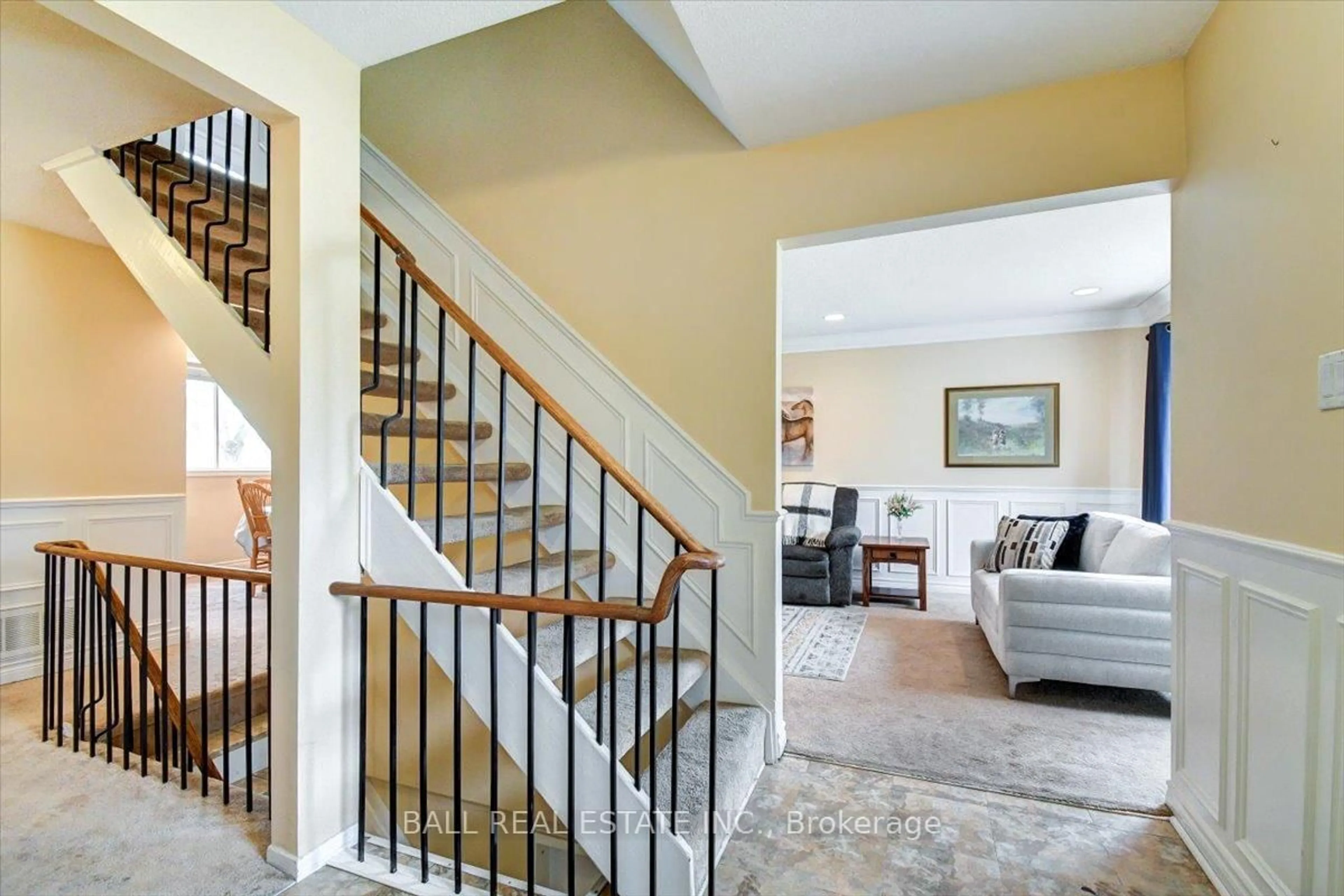 Unknown for 27 Blackstone Crt, East Gwillimbury Ontario L9N 1C2