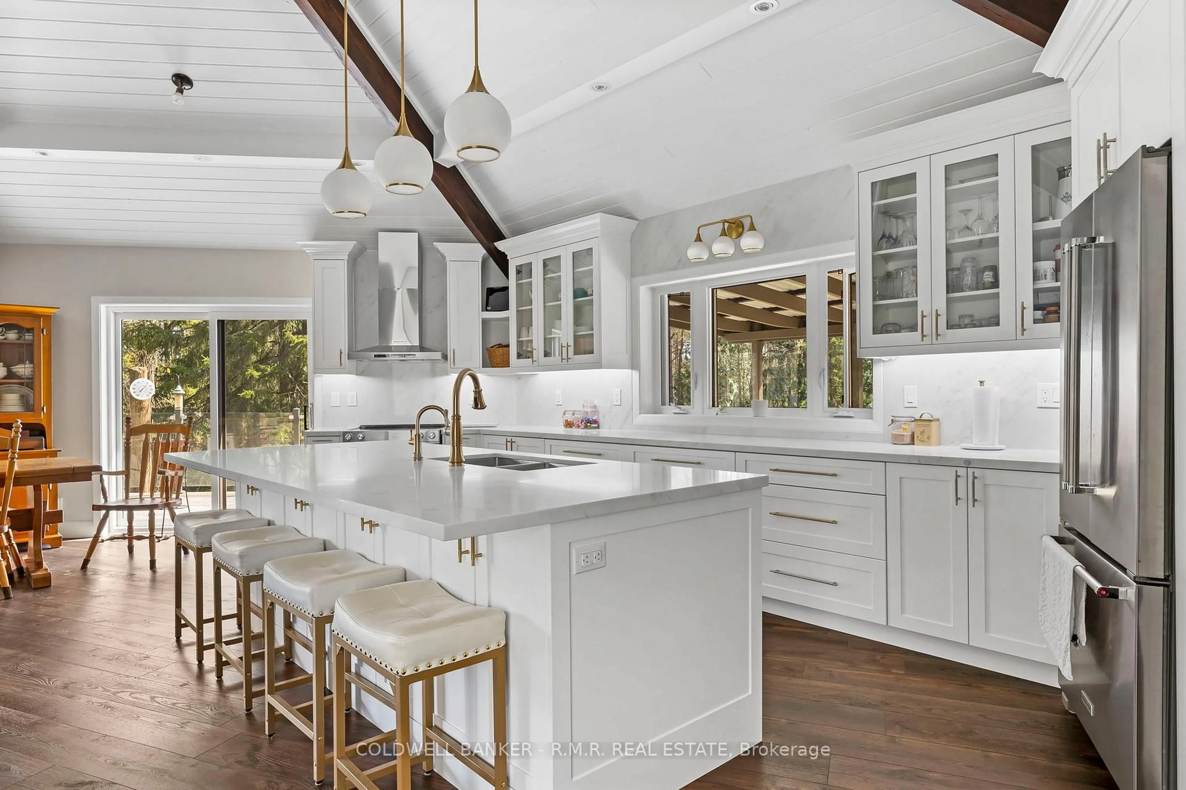 Open concept kitchen, unknown for 6209 Concession 5 Rd, Uxbridge Ontario L9P 1R1