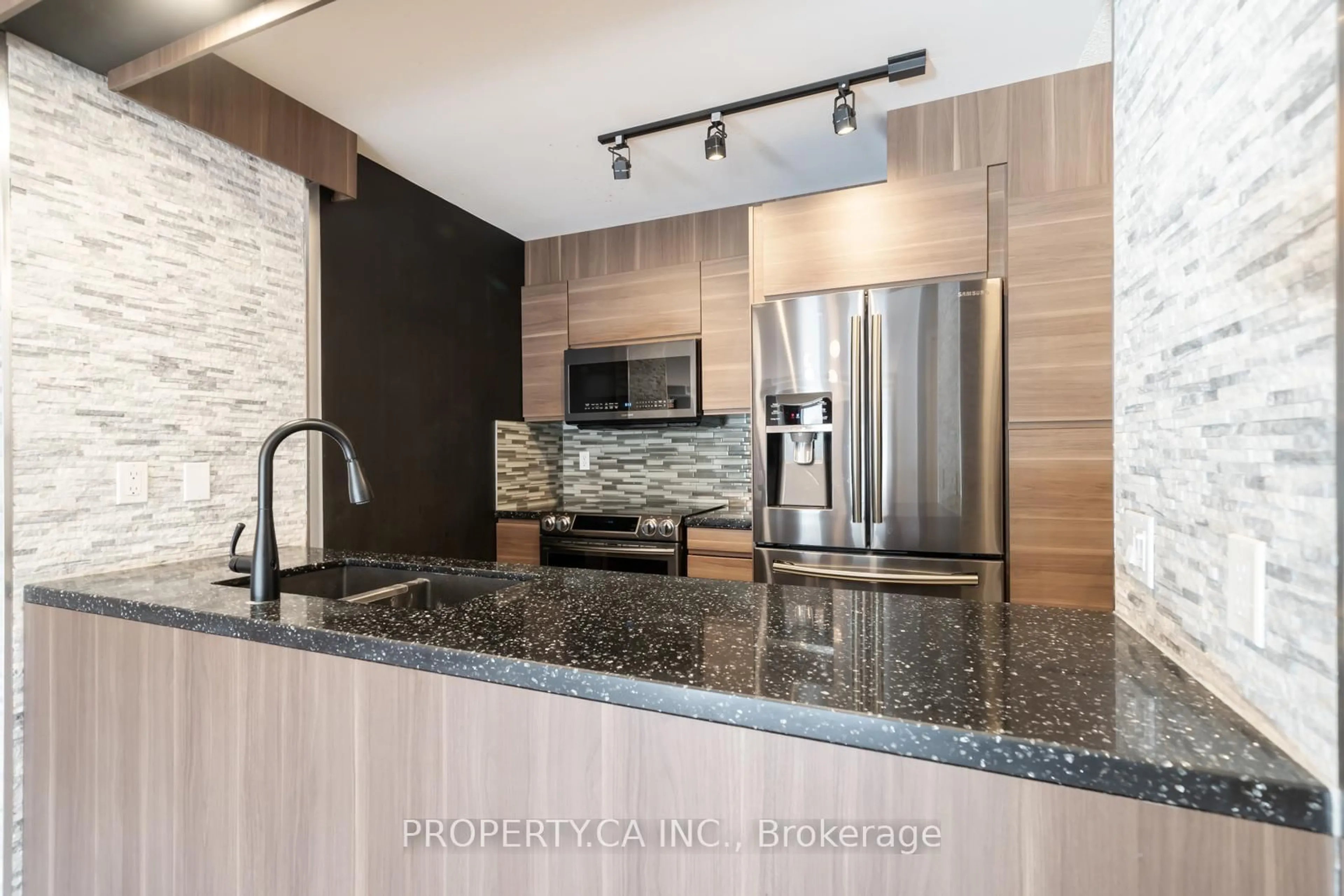 Contemporary kitchen, ceramic/tile floor for 399 South Park Rd #303, Markham Ontario L3T 0B8