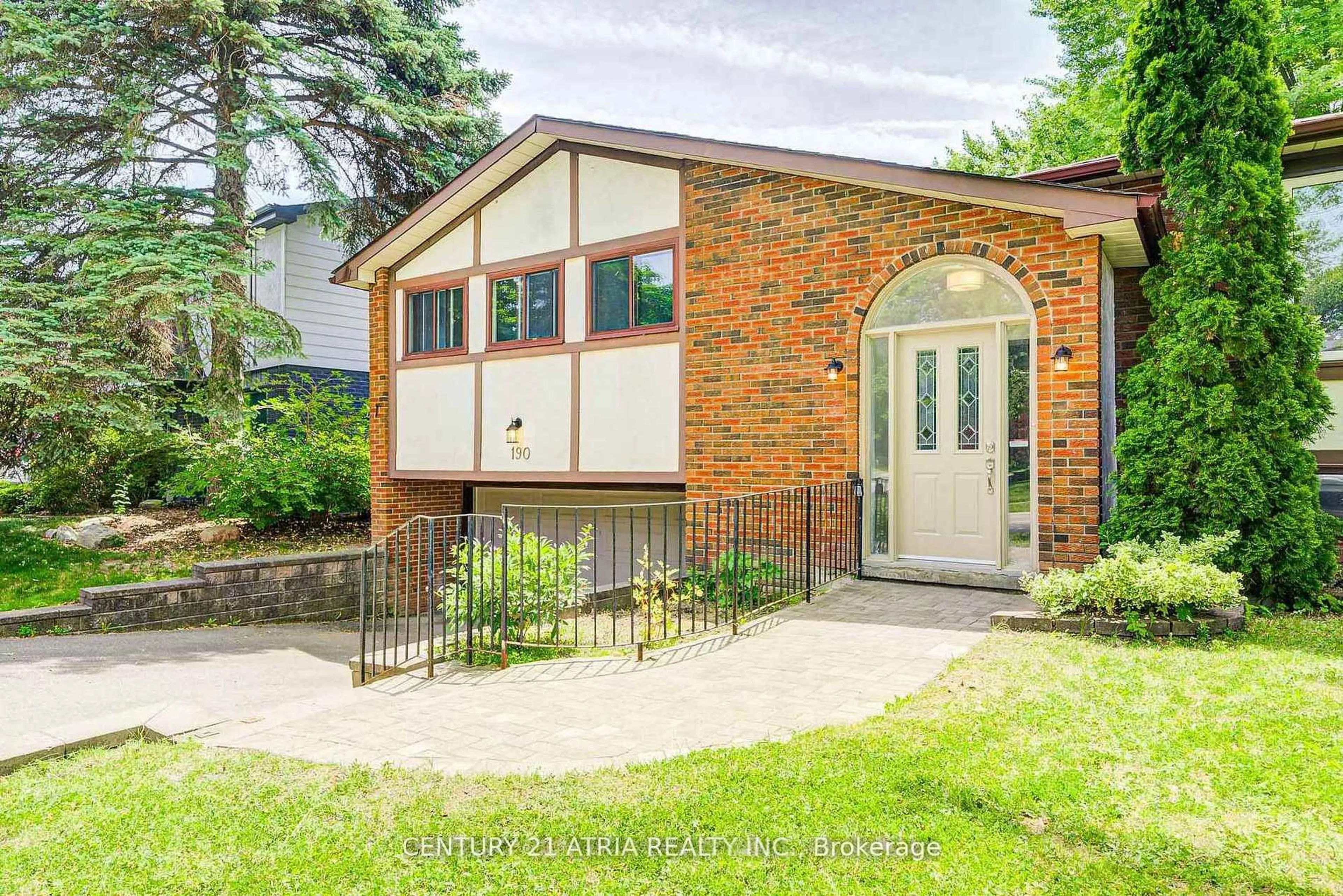 Home with brick exterior material, street for 190 Romfield Crct, Markham Ontario L3T 3J1