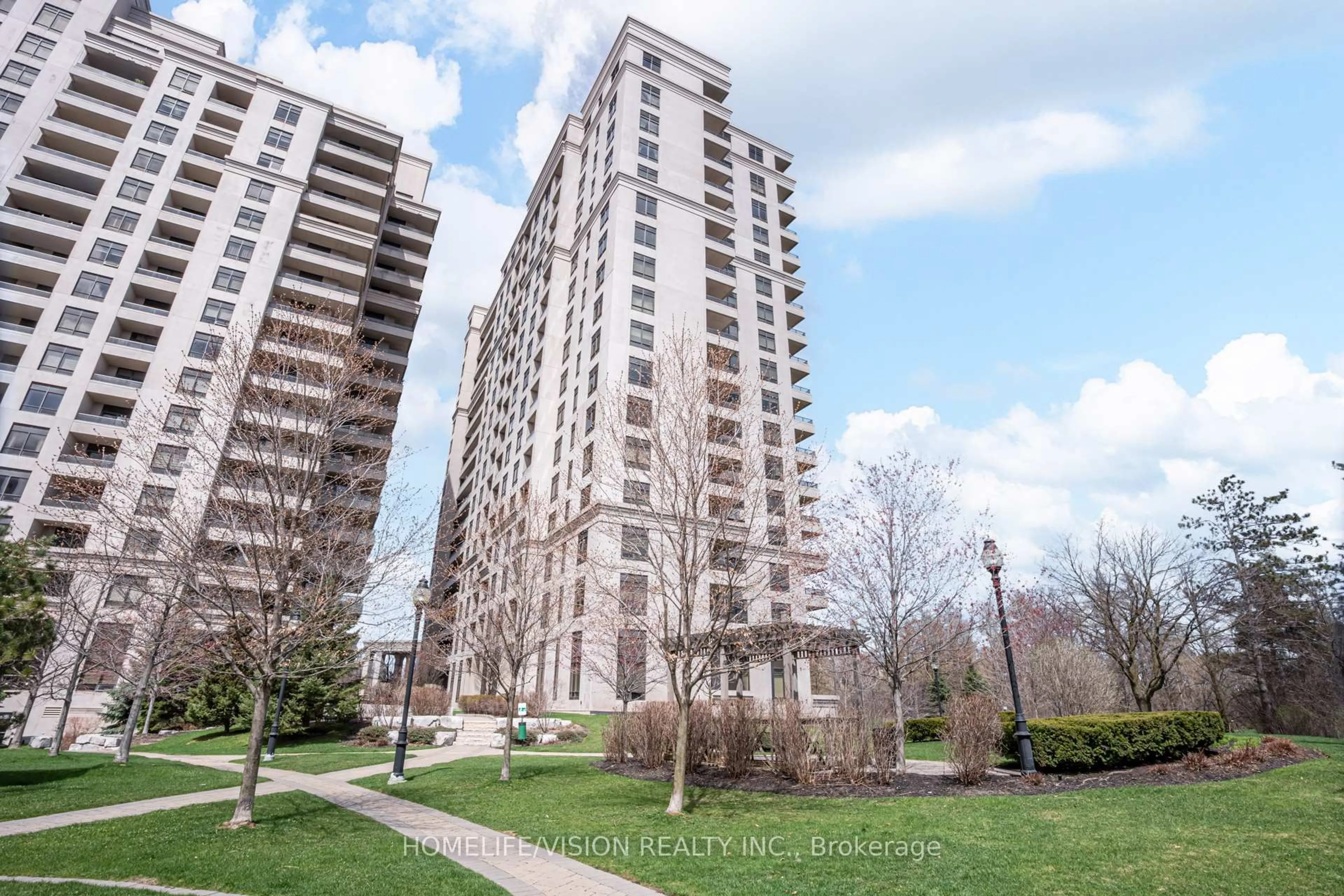 Patio, unknown for 9255 Jane St #615, Vaughan Ontario L6A 0J7