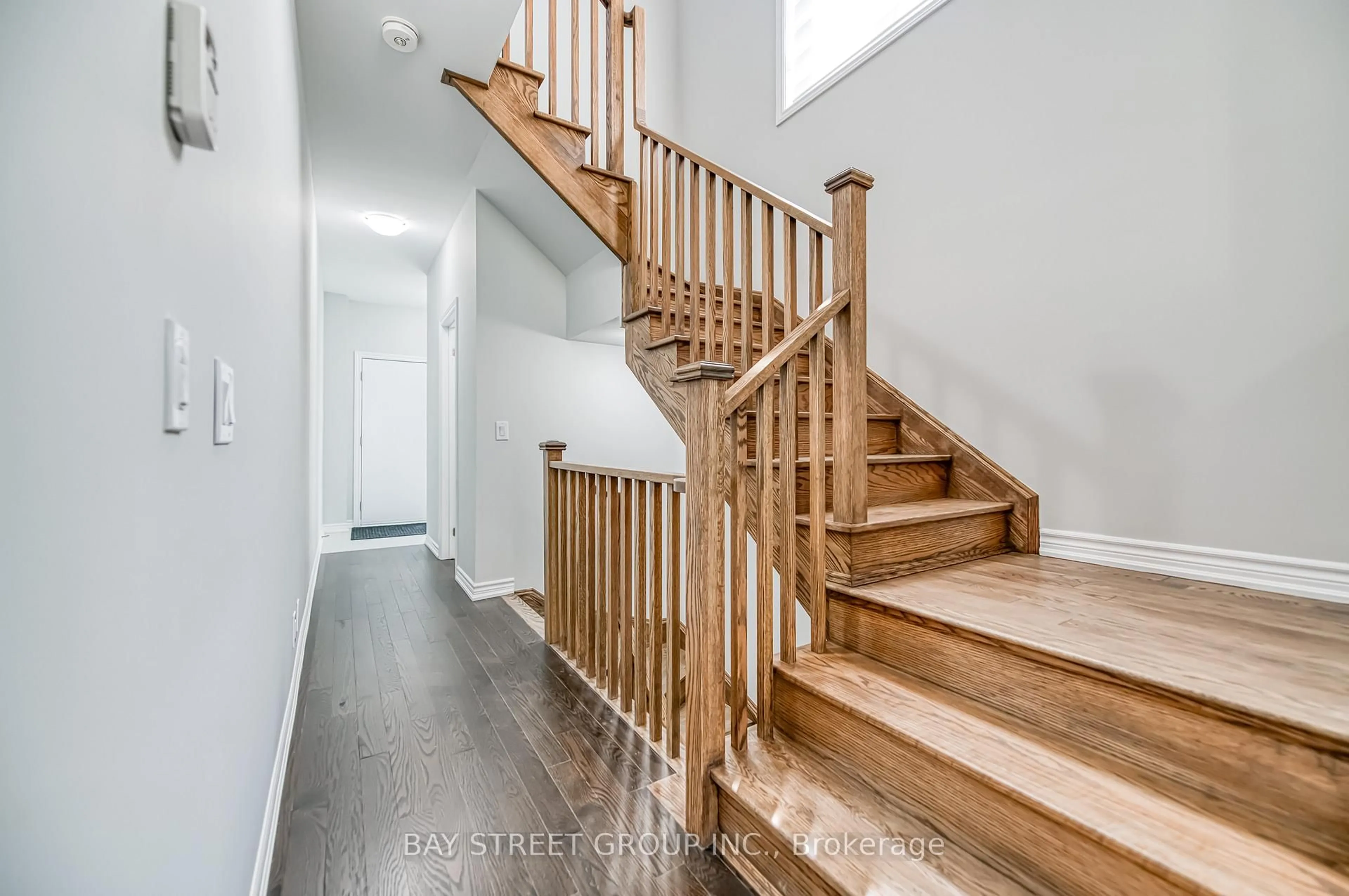 Stairs for 32 Jessica Antonella St, Markham Ontario L6C 3K3