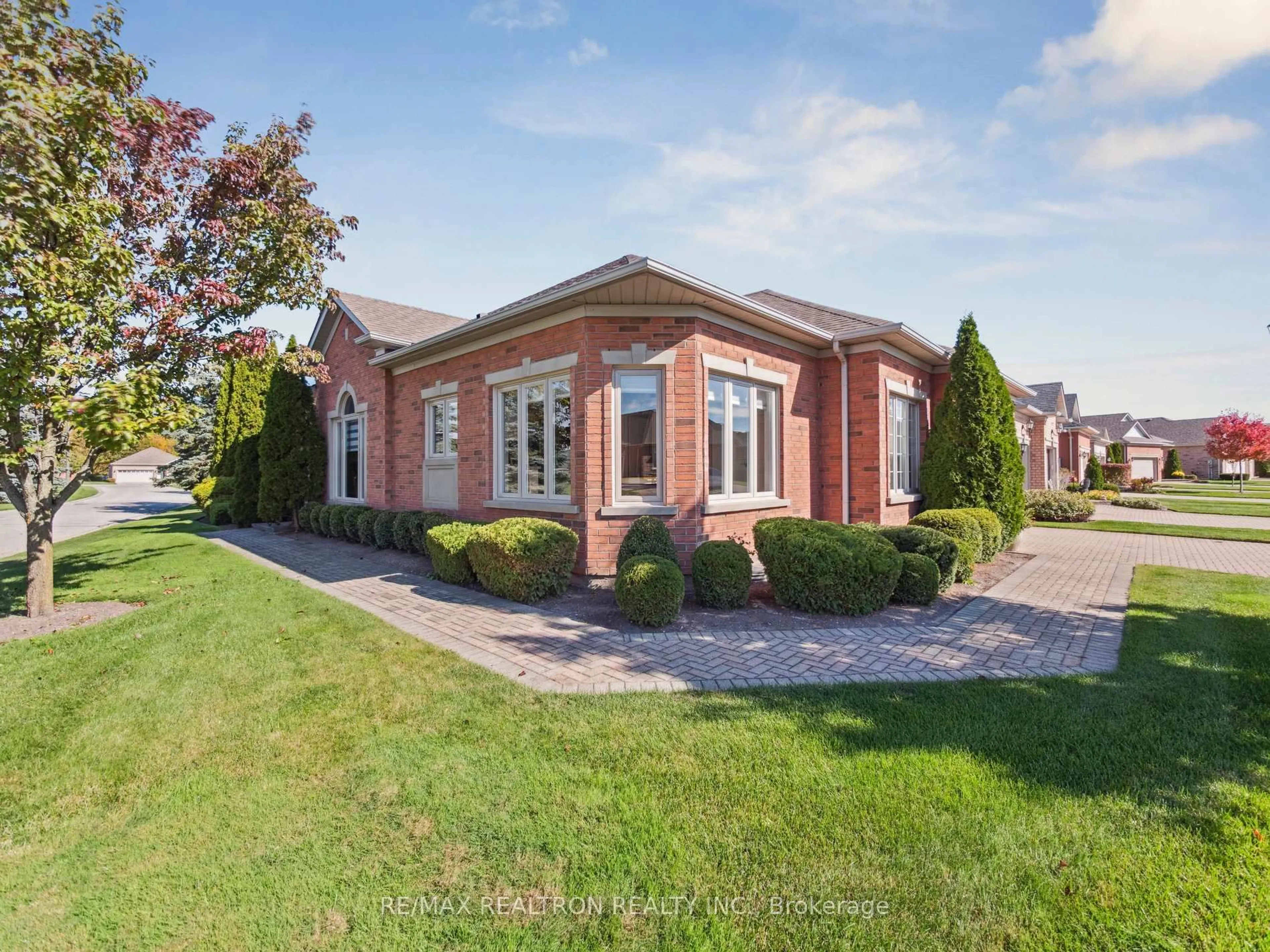 Home with brick exterior material, street for 38 Boros Link, Whitchurch-Stouffville Ontario L4A 1N7