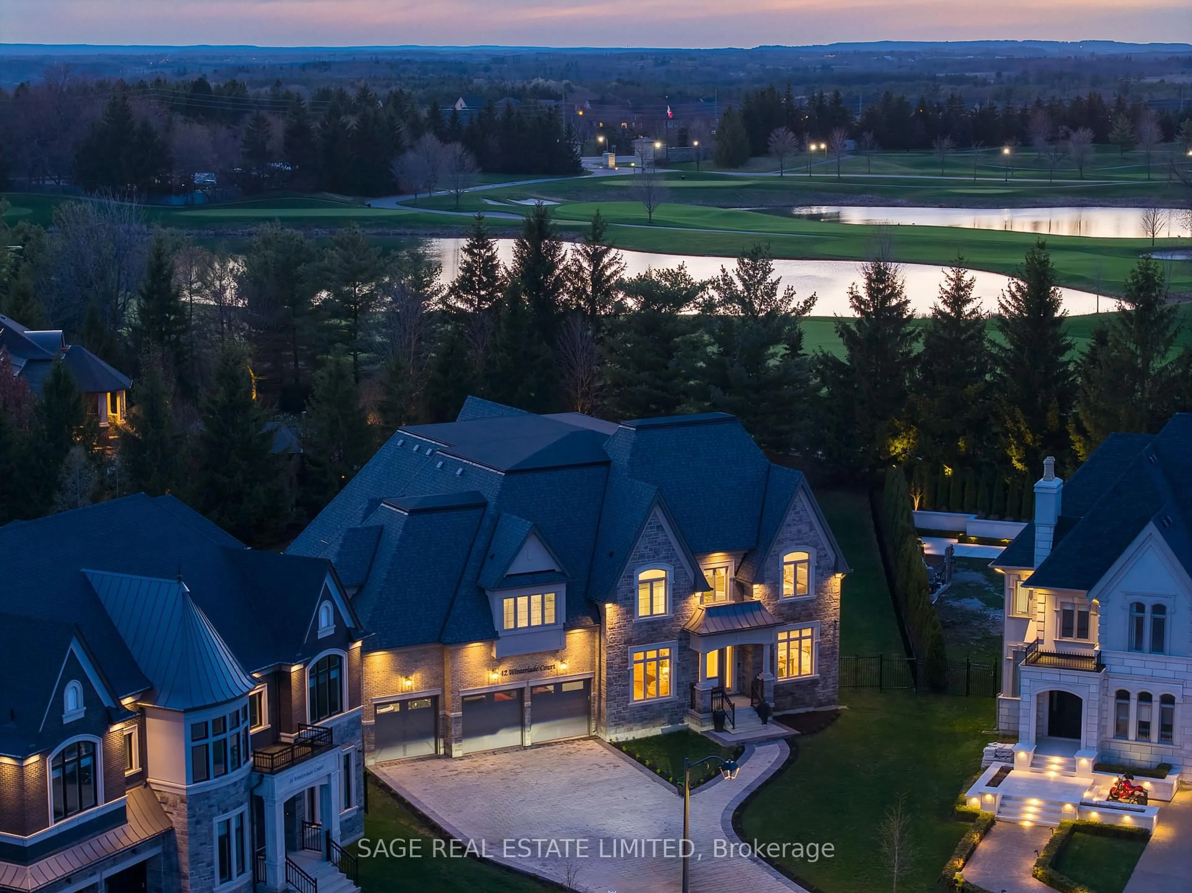 A pic from outside/outdoor area/front of a property/back of a property/a pic from drone, water/lake/river/ocean view for 42 Winterlude Crt, Vaughan Ontario L0J 1C0