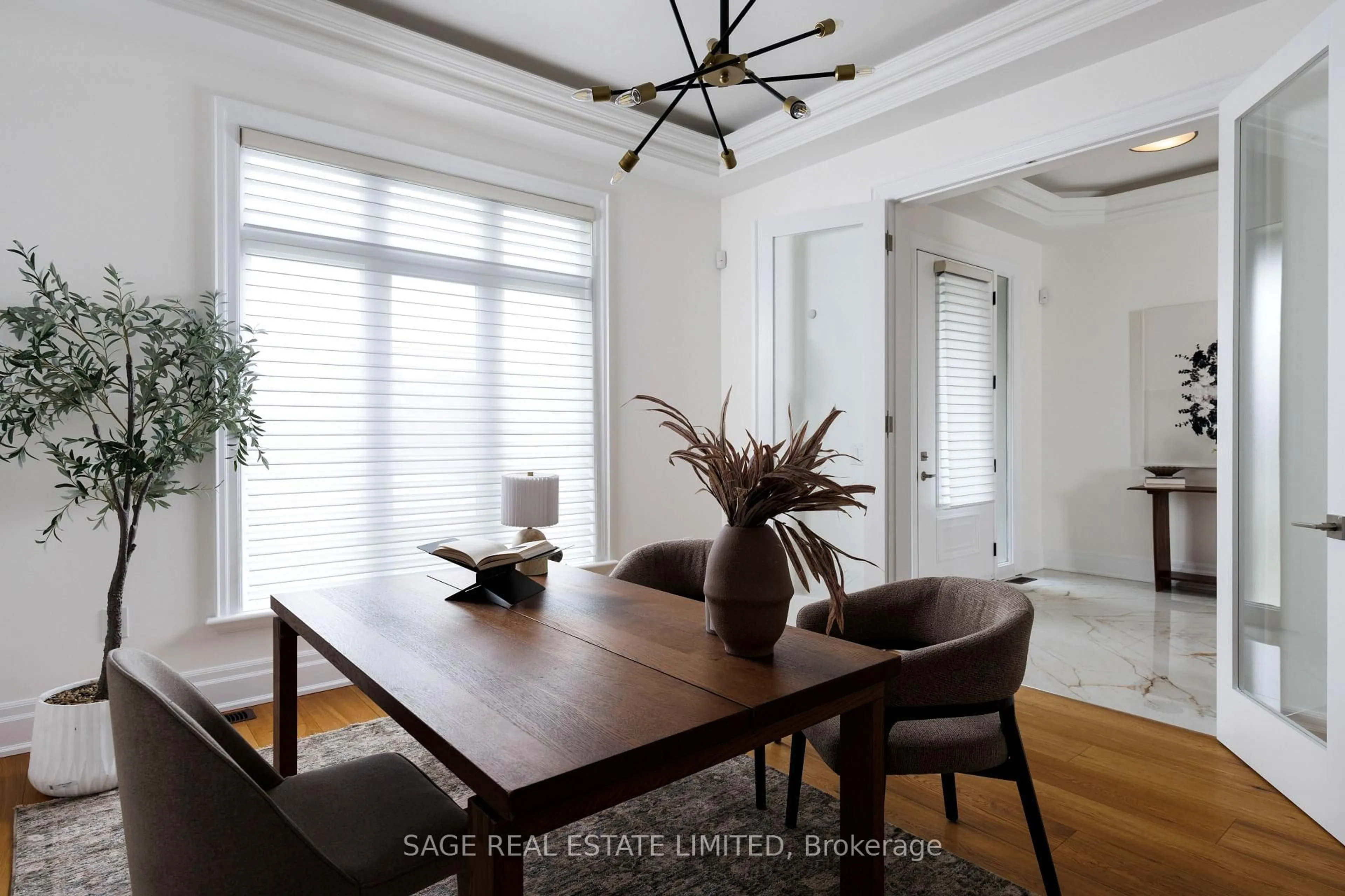 Dining room, wood/laminate floor for 42 Winterlude Crt, Vaughan Ontario L0J 1C0