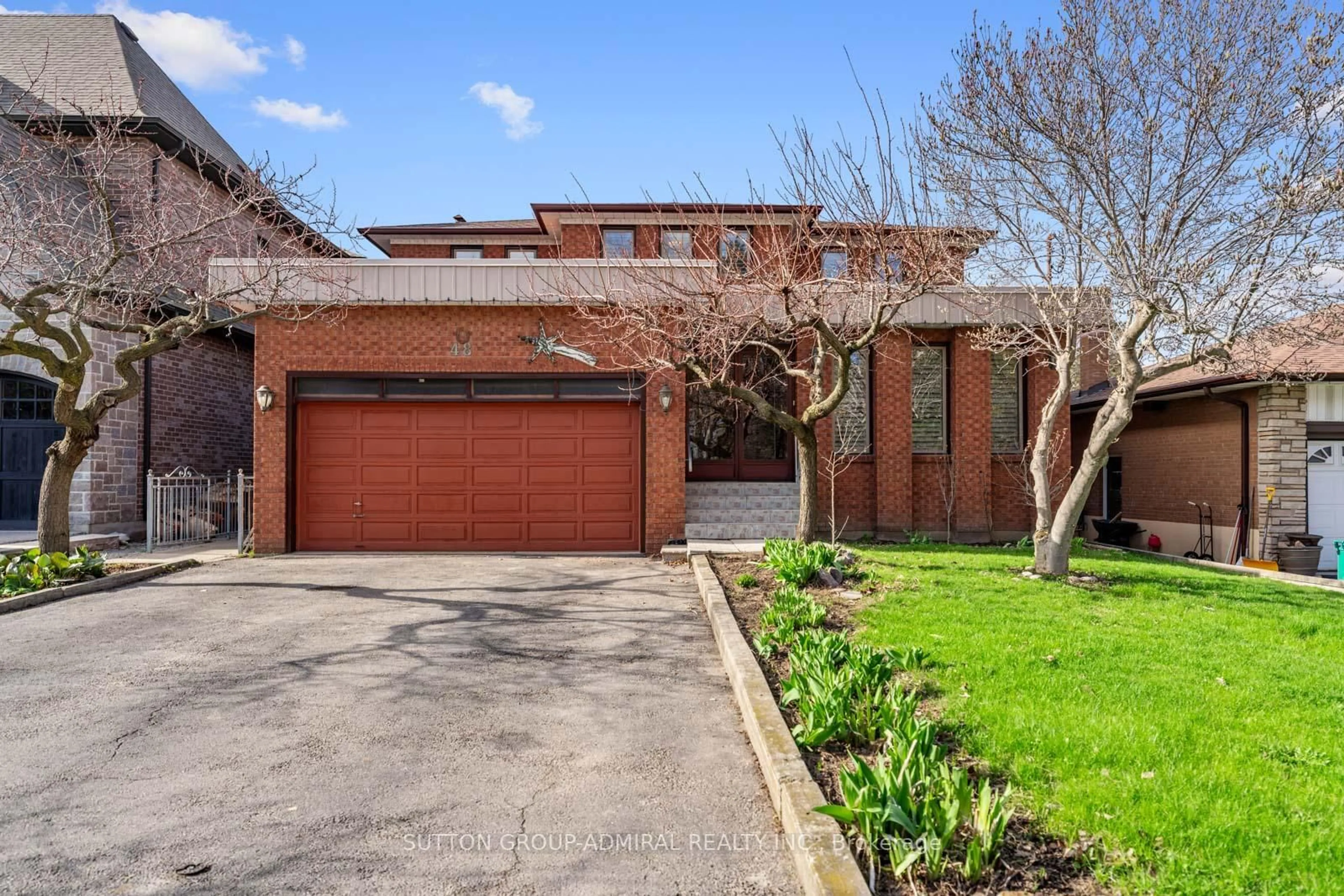 Home with brick exterior material, street for 48 Weldrick Rd, Richmond Hill Ontario L4C 3T8