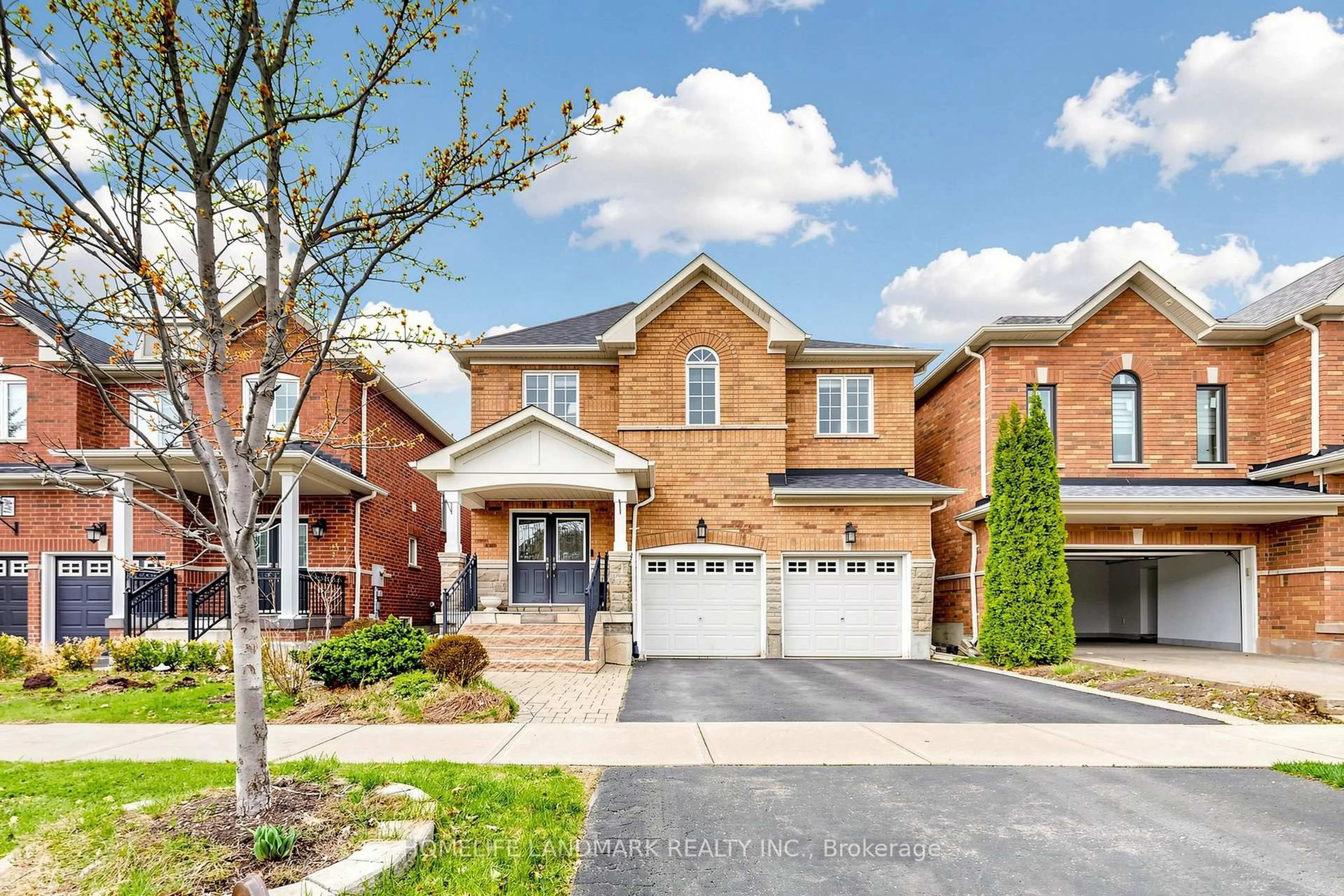 Home with brick exterior material, street for 88 Barnwood Dr, Richmond Hill Ontario L4E 5A2