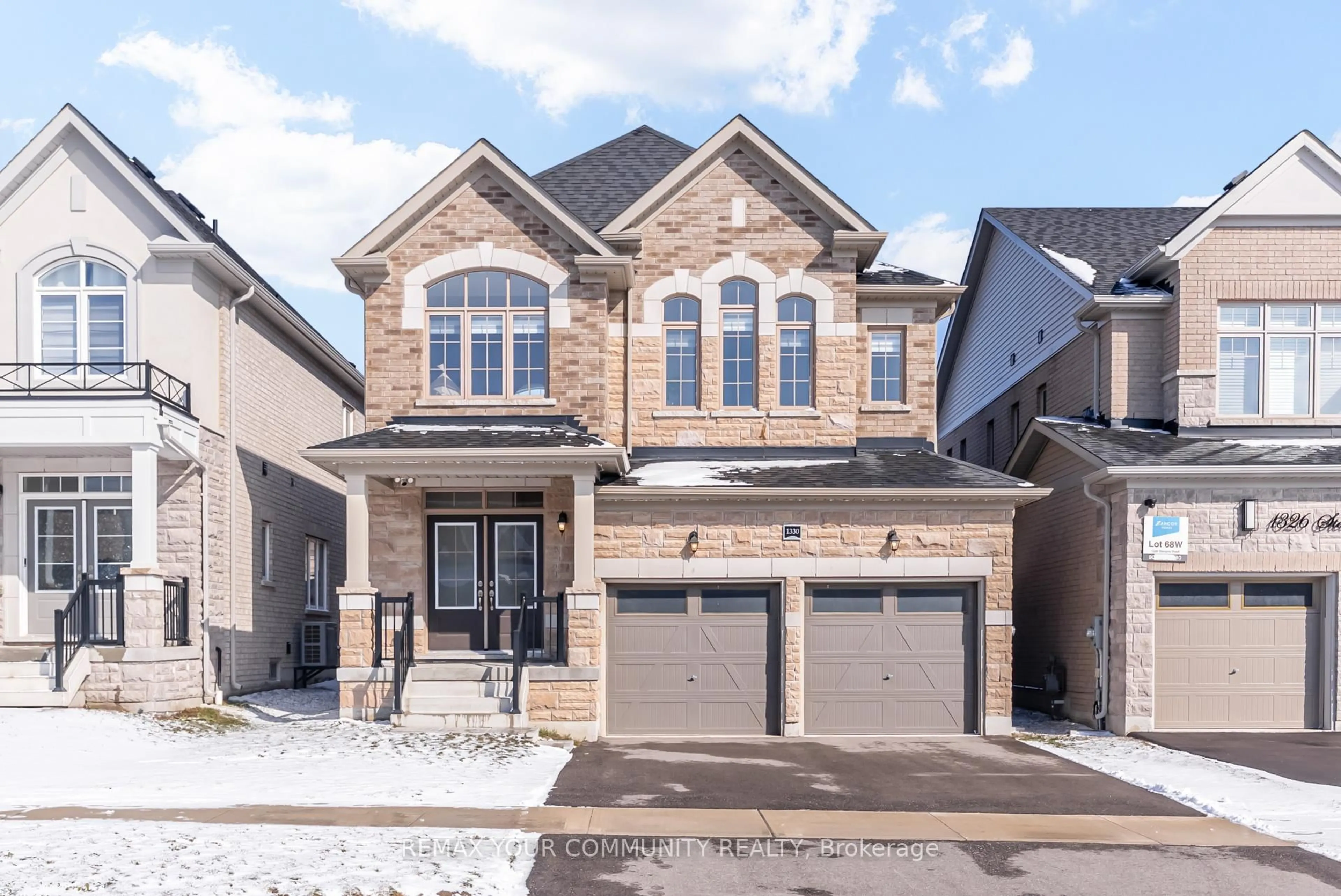 Home with brick exterior material, street for 1330 Stevens Rd, Innisfil Ontario L9S 0P4