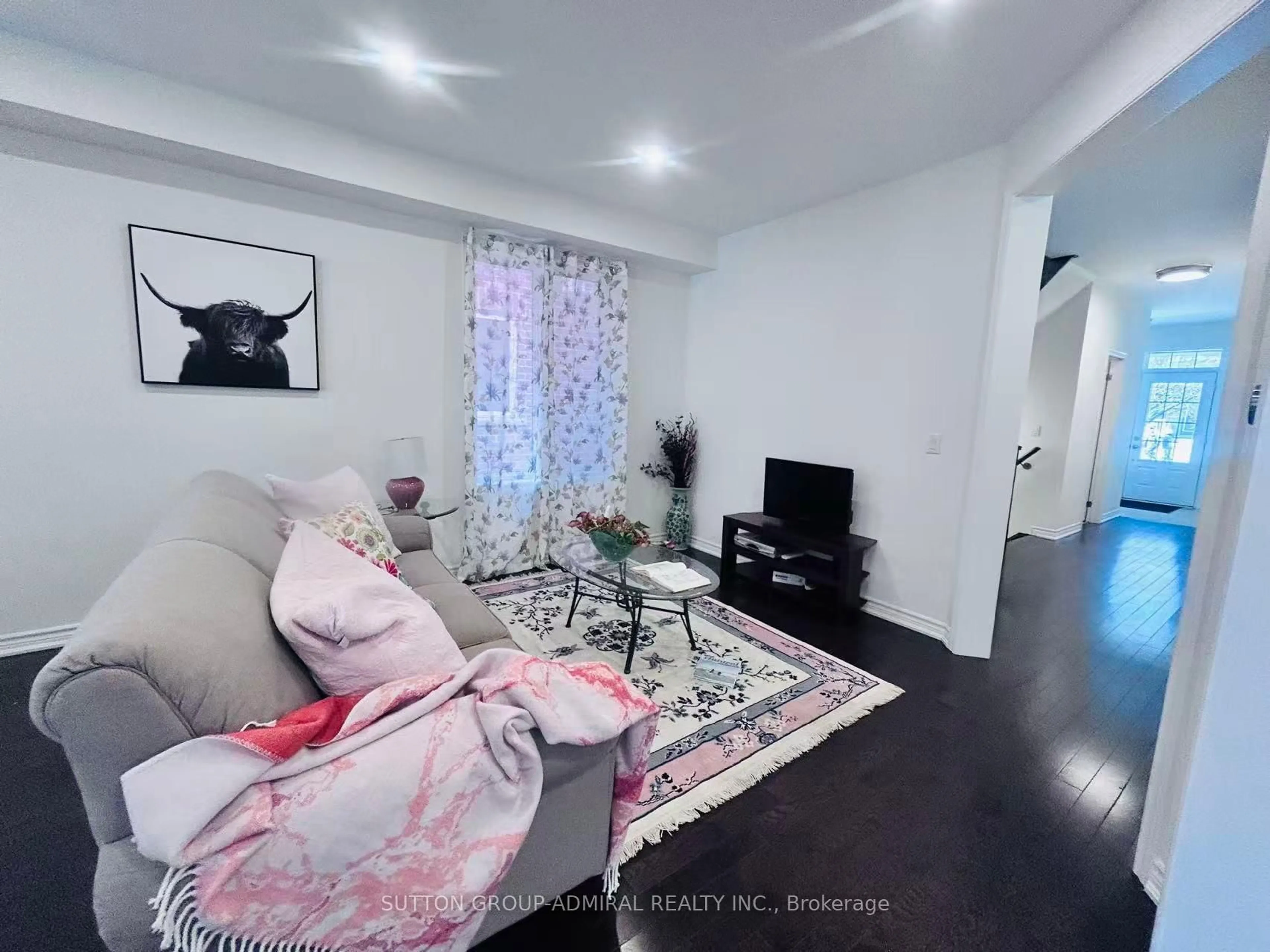 A pic of a room for 81 Livante Crt, Markham Ontario L6C 1J5
